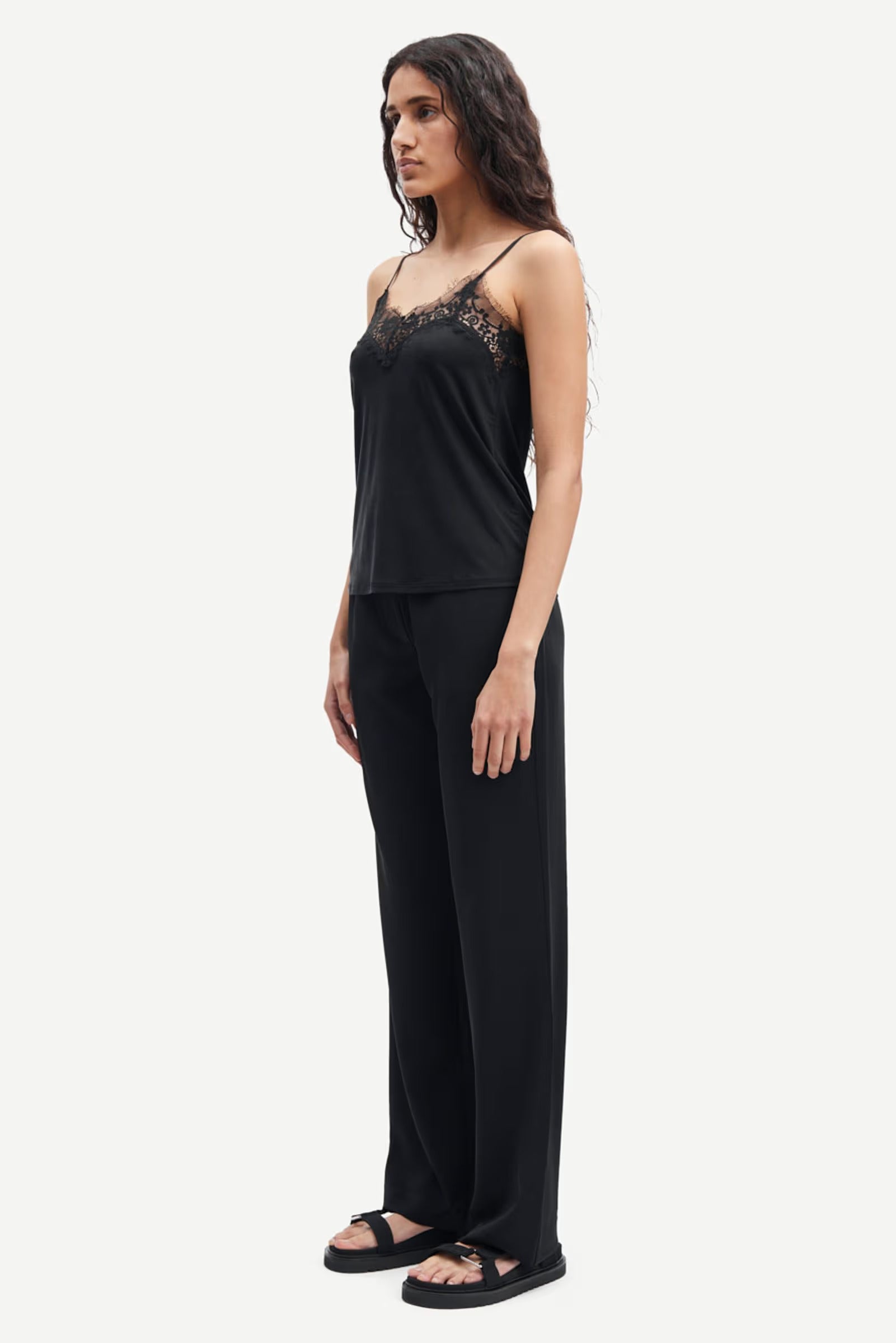 SLIP TOP - BLACK