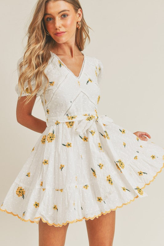 DAISY EMBROIDERED FLORAL DRESS (ONLINE ONLY)