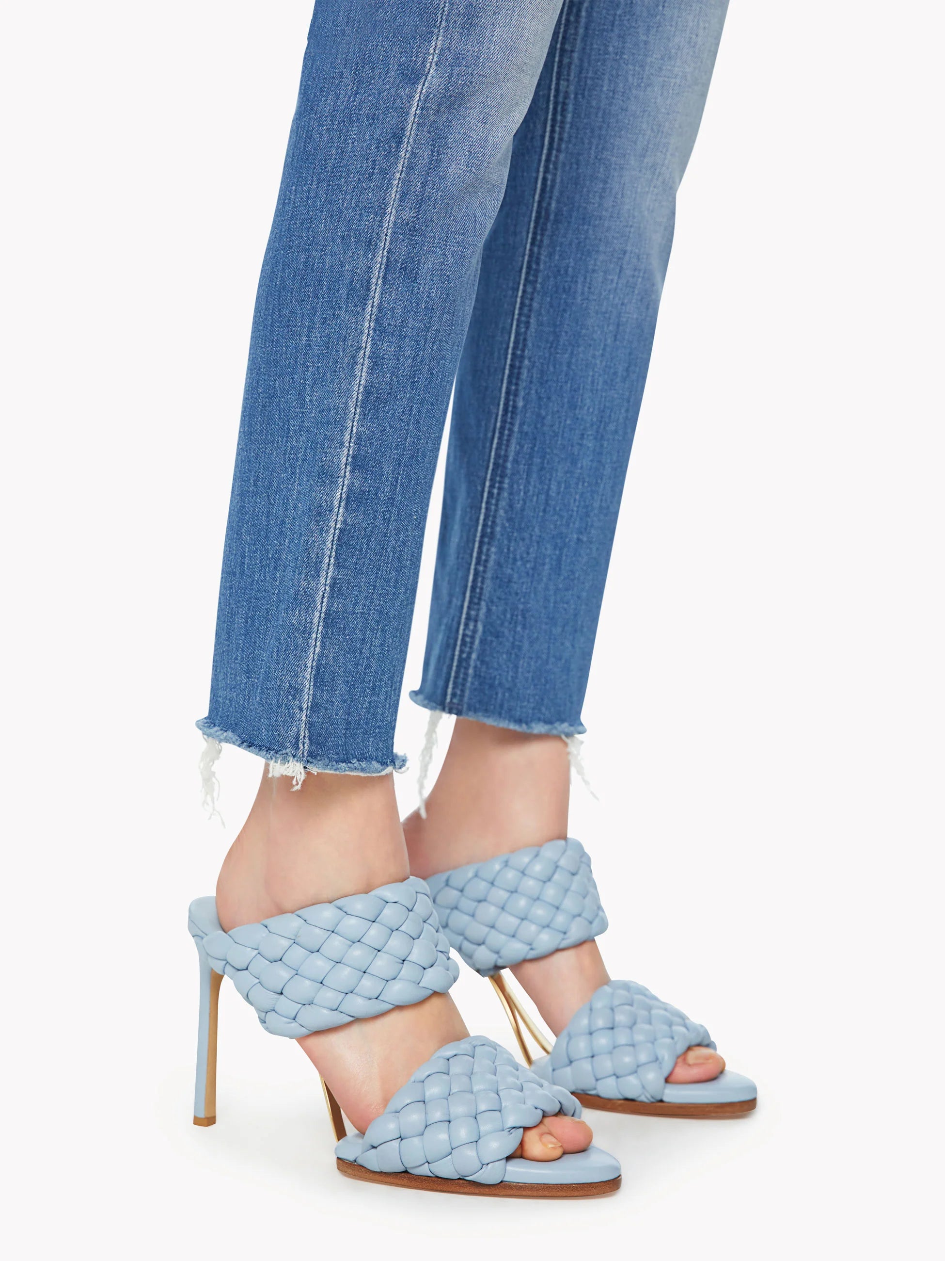 THE MID RISE DAZZLER ANKLE FRAY - NEW SHERIFF IN TOWN