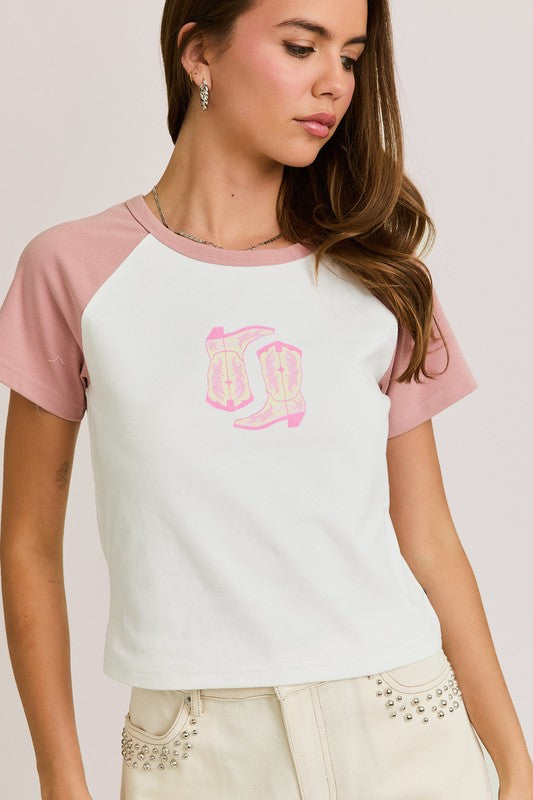 COWBOY BOOTS TEE