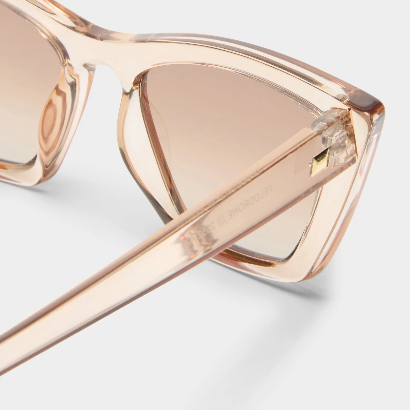 VELODROME SUNGLASSES - VANILLA