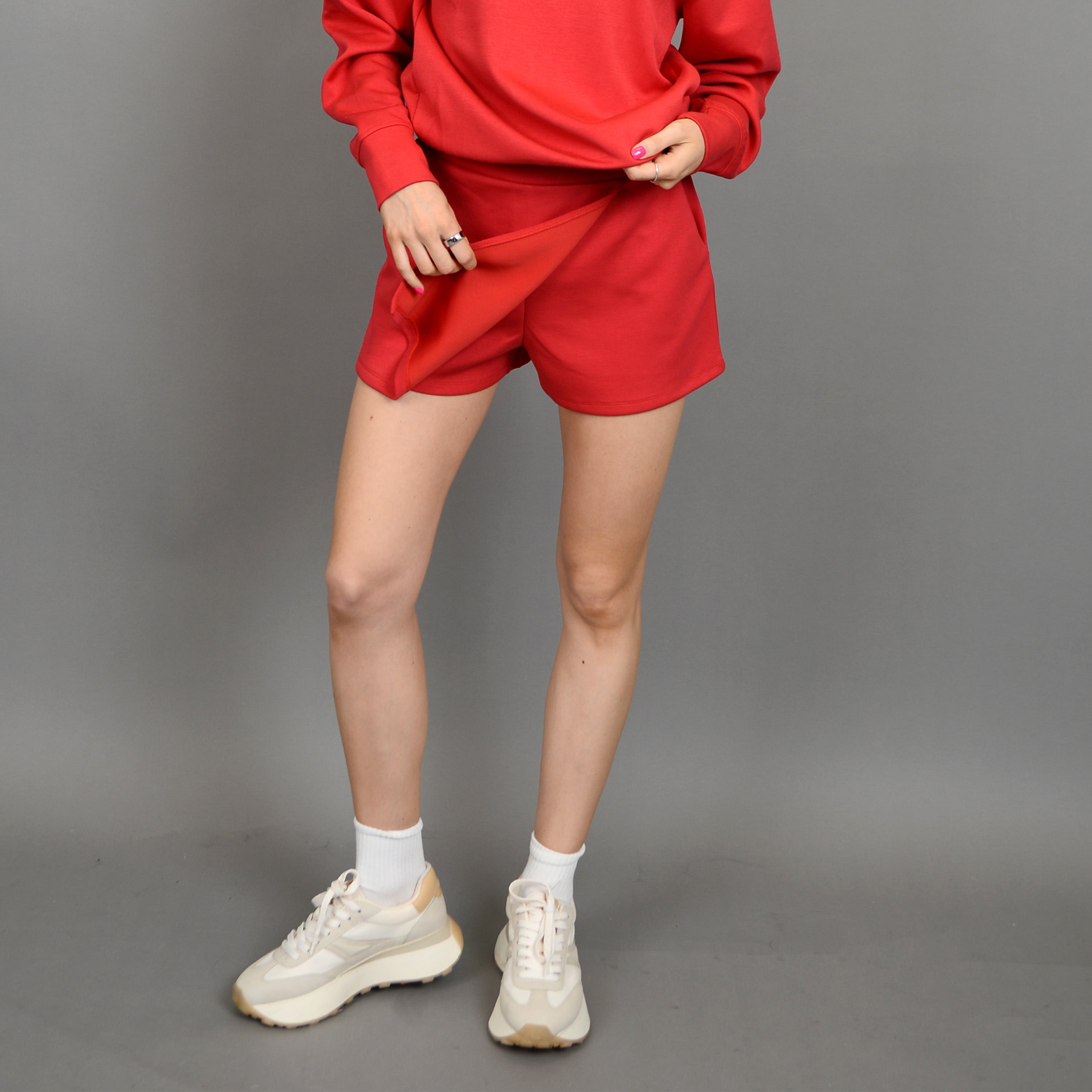 STARRY KNIT SKORT - CHERRY RED