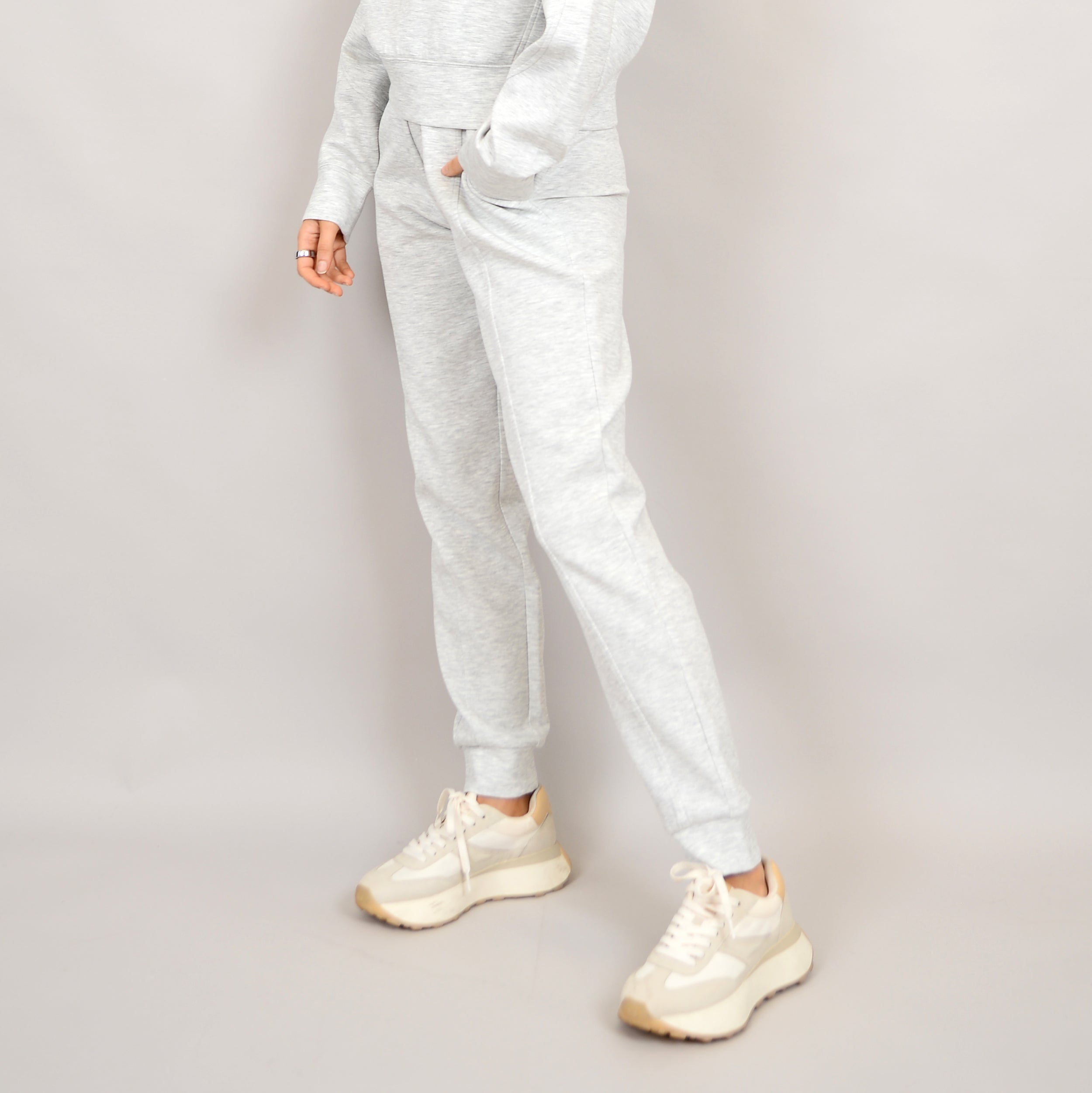 JOSELLE KNIT JOGGER - LIGHT GREY