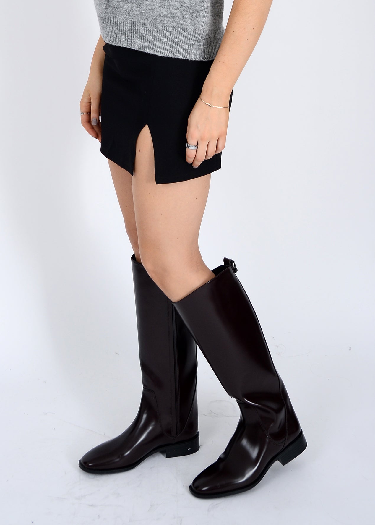 MARA MINI SKIRT - BLACK