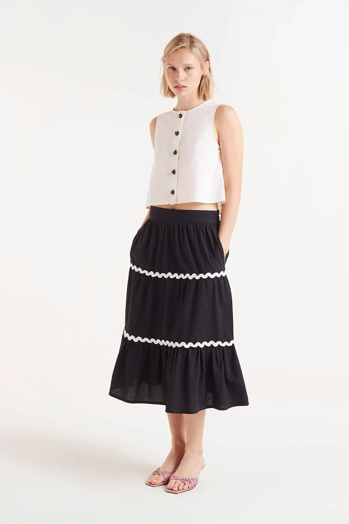 AMAL TOP