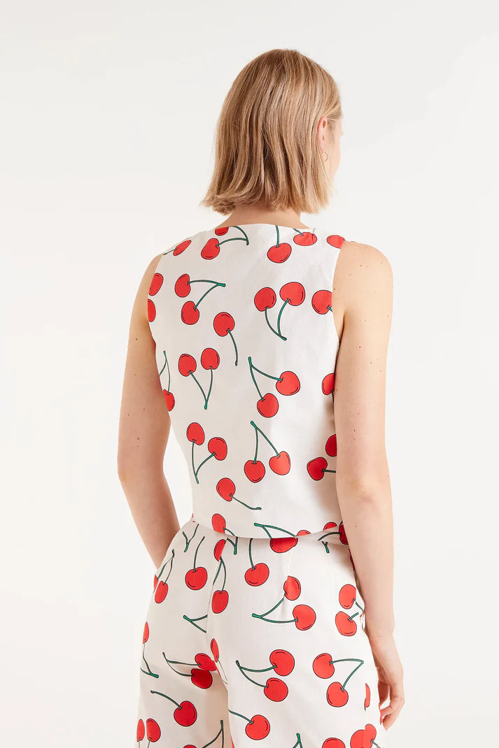 CHERRY PRINT VEST