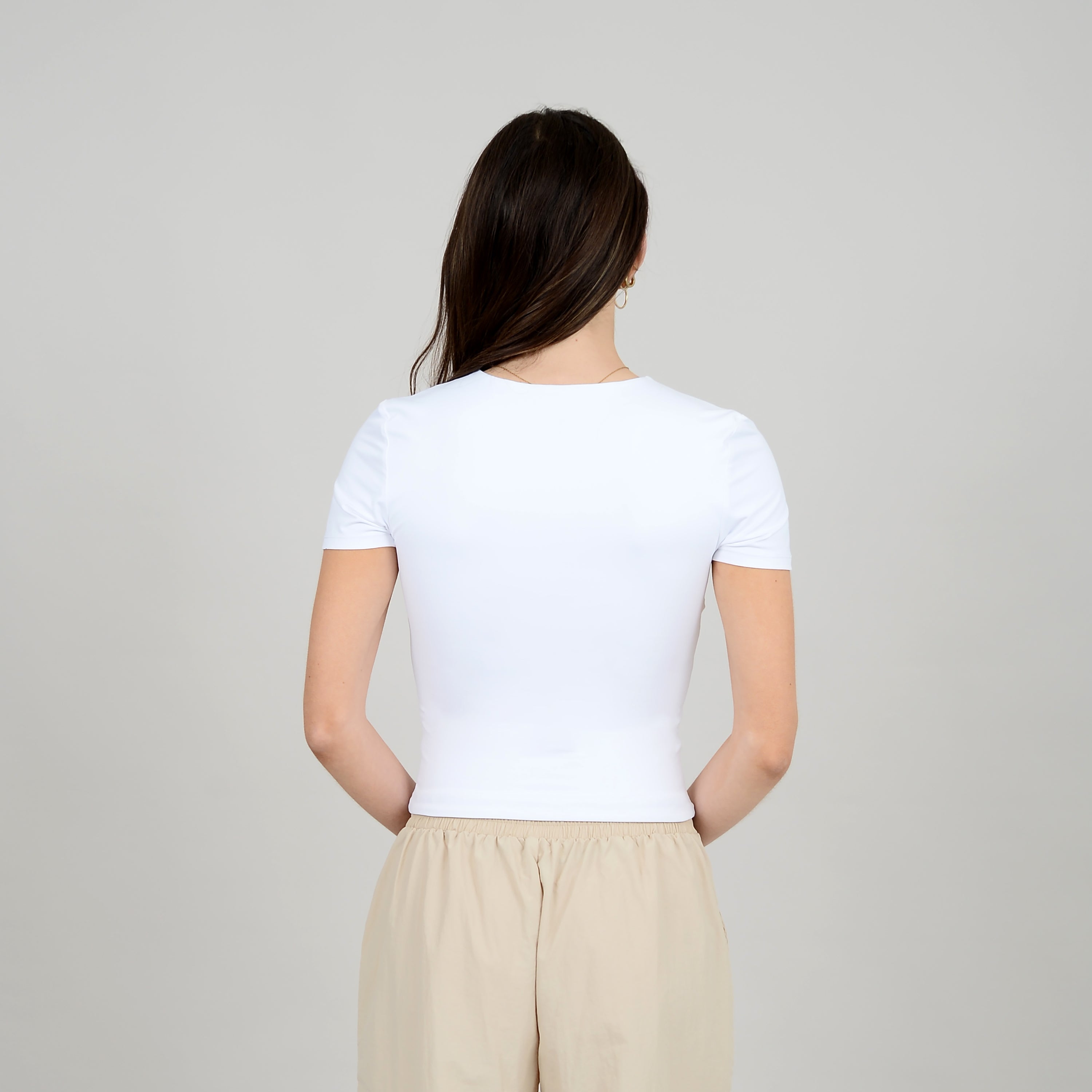 ROXI CREWNECK TEE - WHITE (SECOND SKIN)
