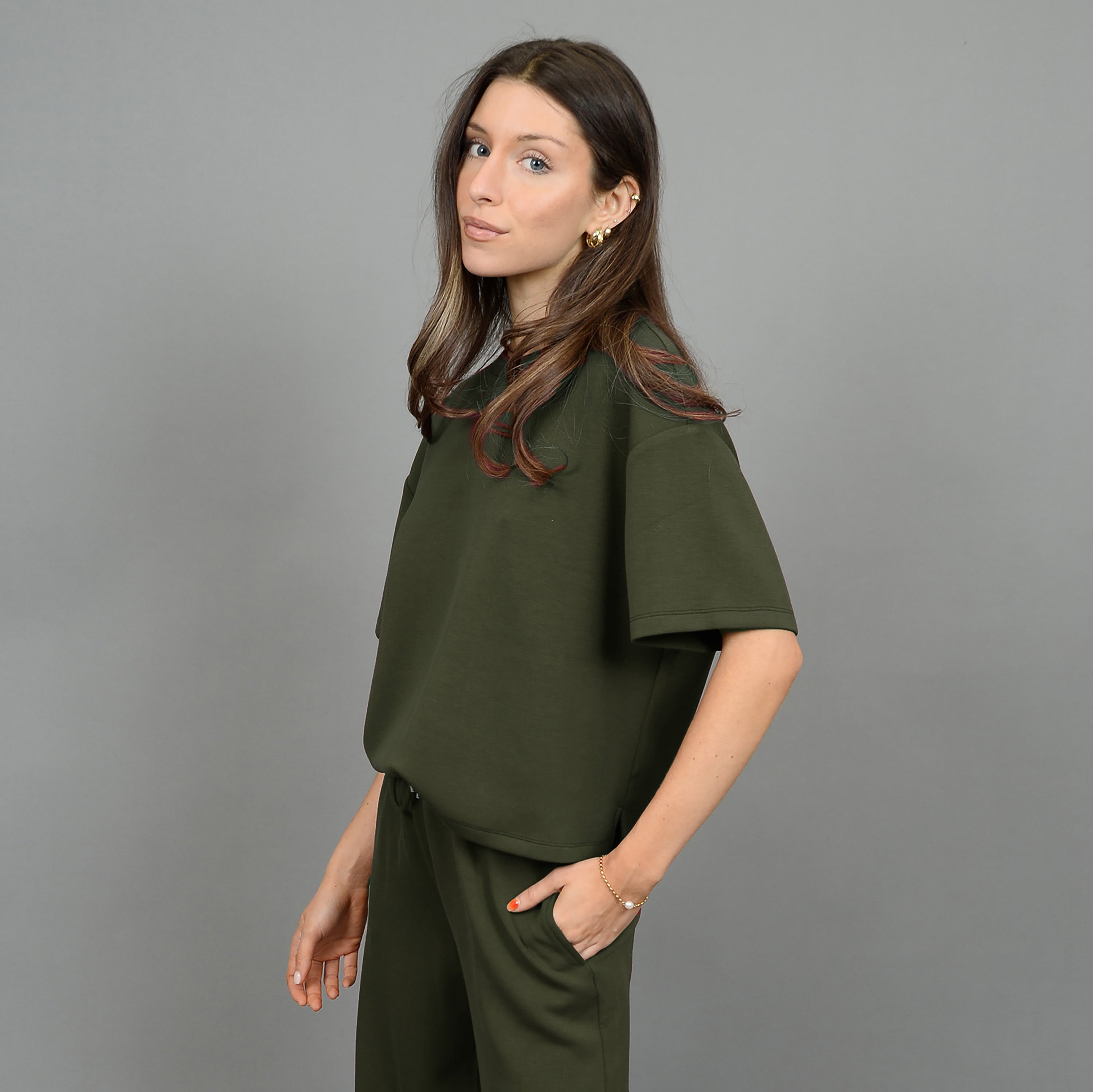TESS KNIT TEE - OLIVE NIGHT
