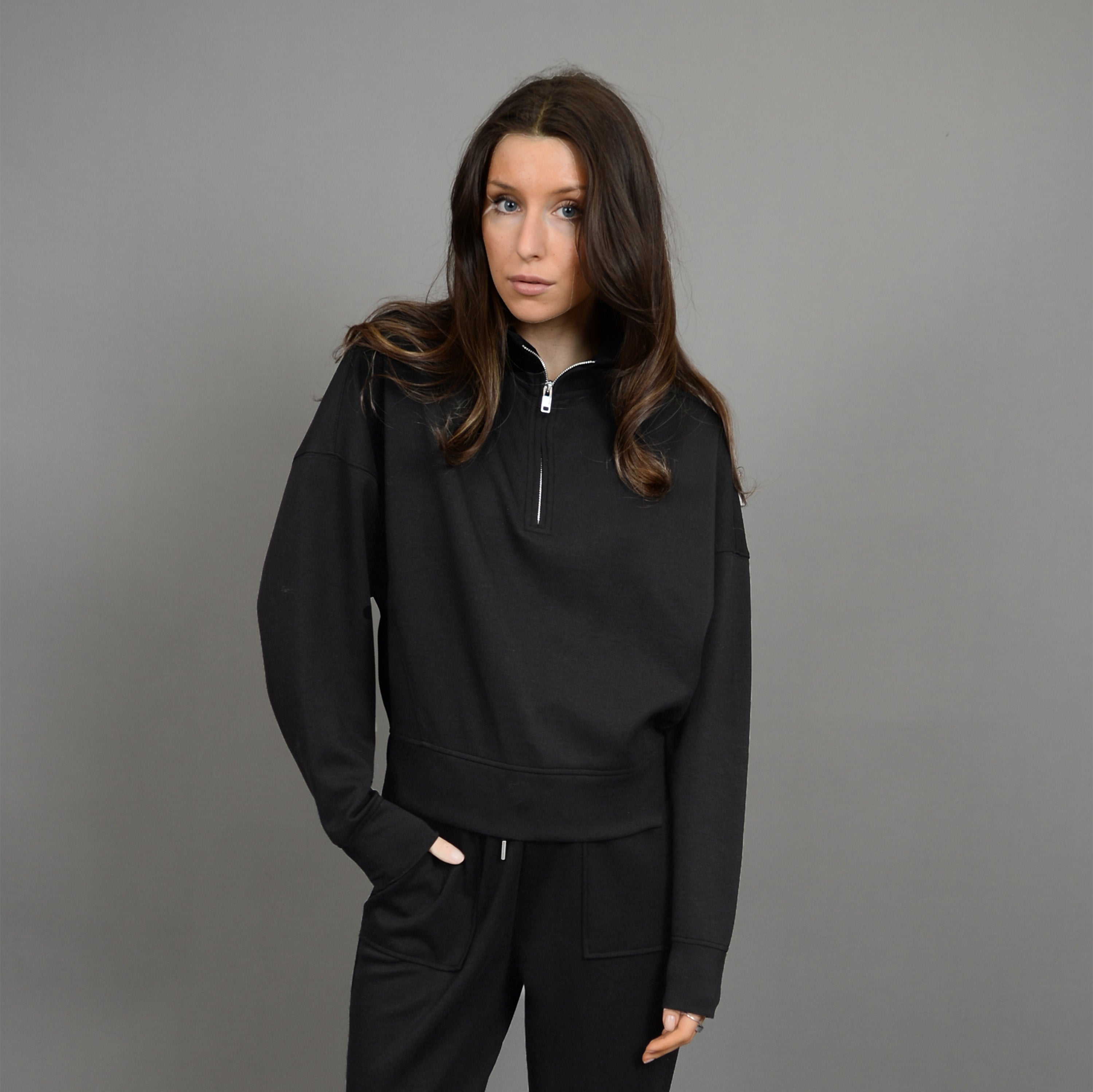 MARILYN HALF ZIP SWEATER - BLACK