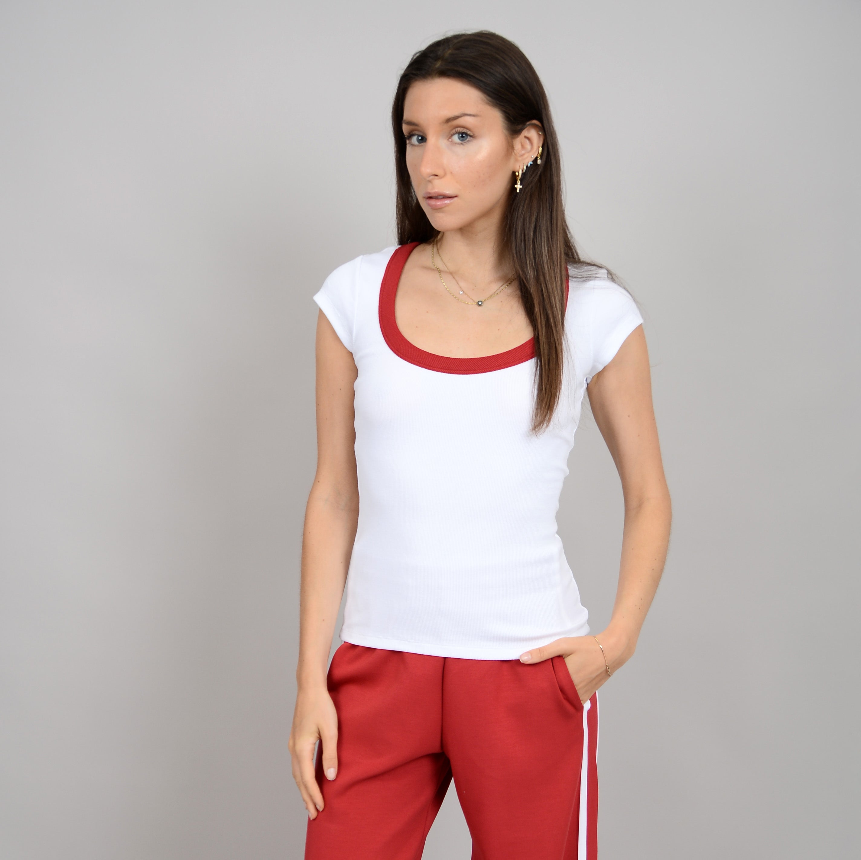 SCOOTIE SCOOP NECK TEE