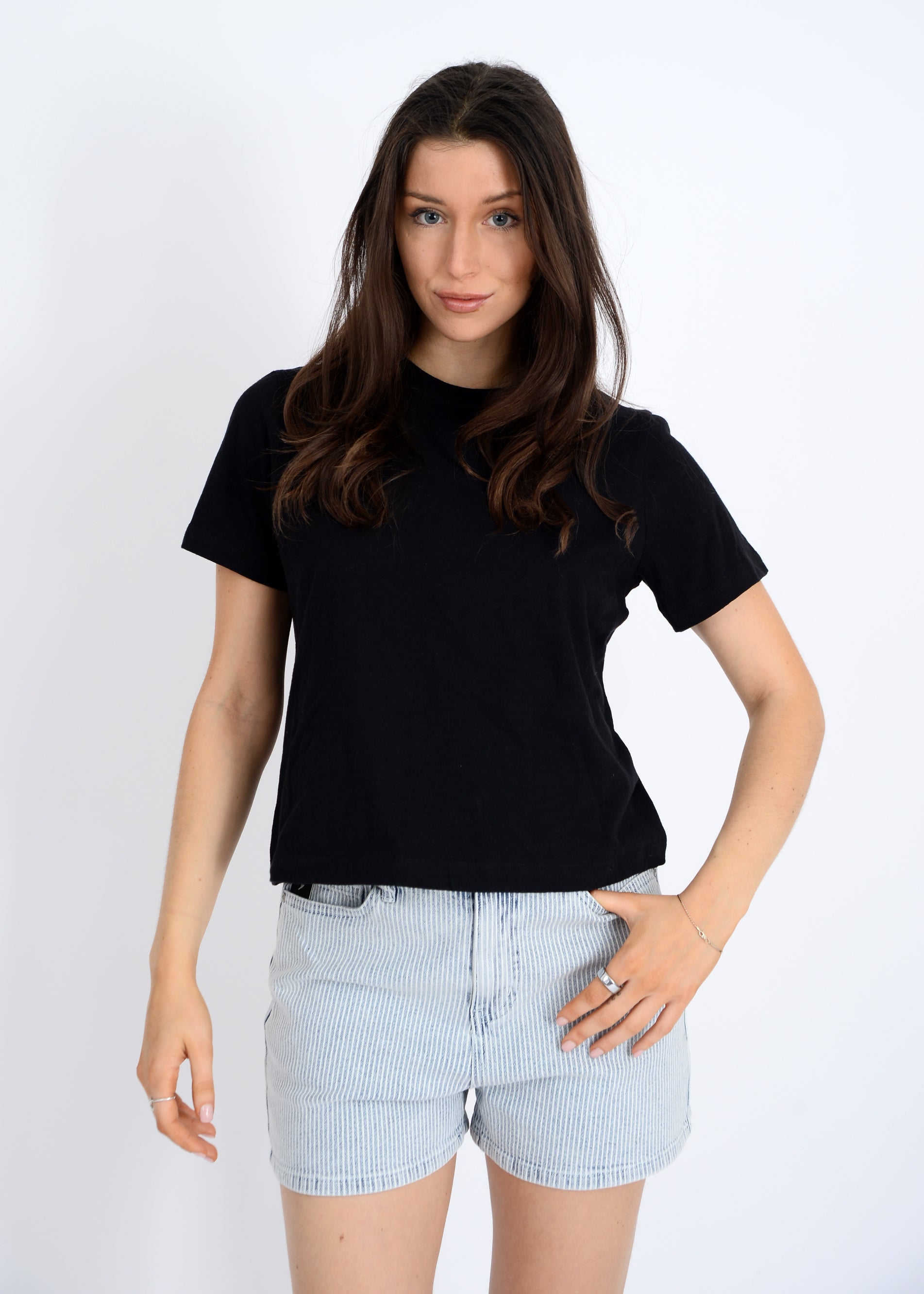 CRYSTA CREW NECK TEE - BLACK