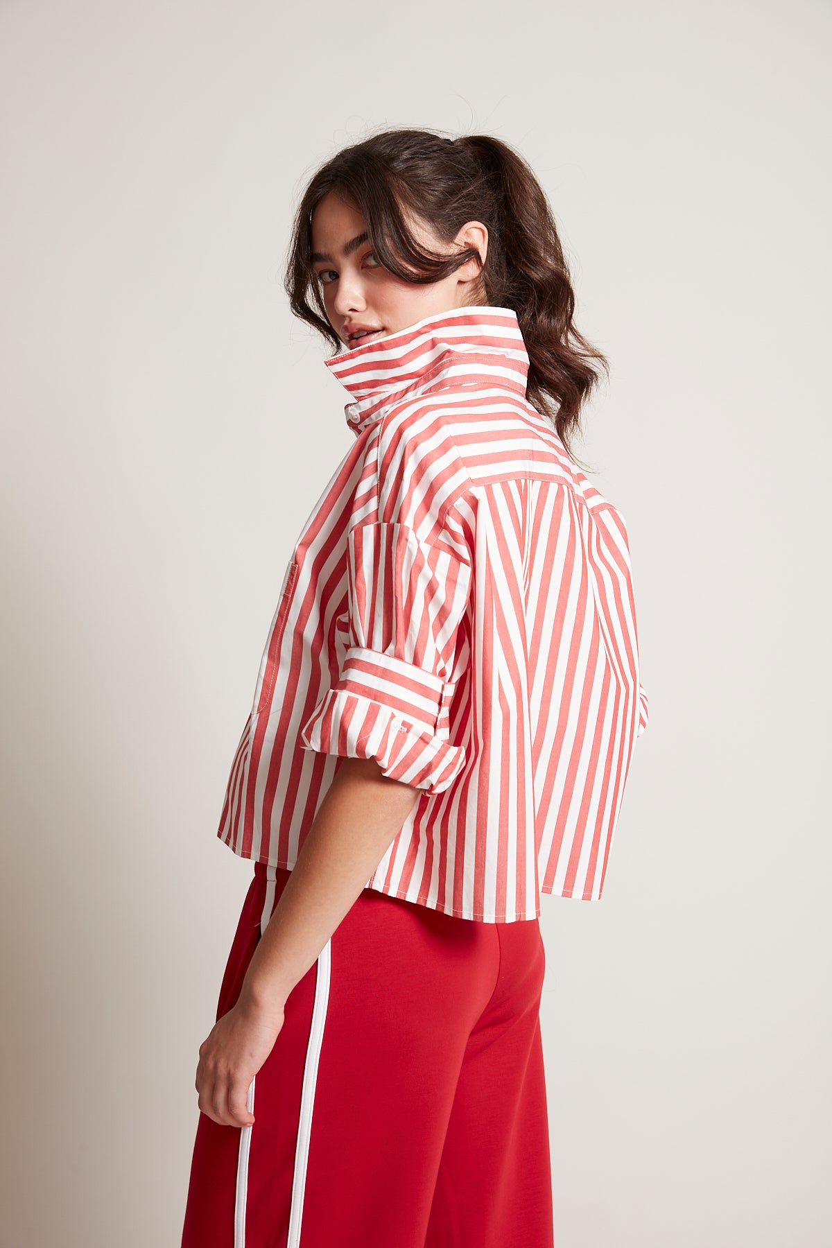 KERWIN CROPPED SHIRT - SUMMER RED