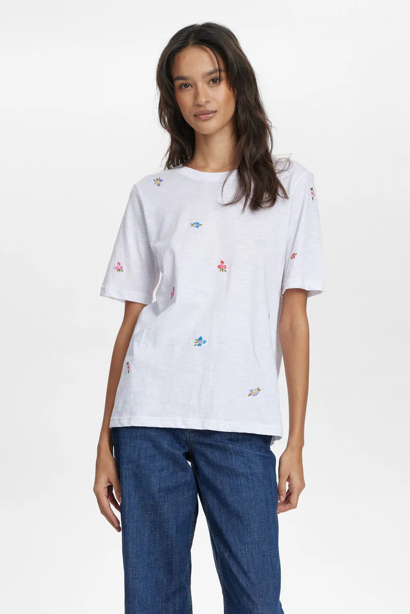 NUPILAS TEE - WHITE