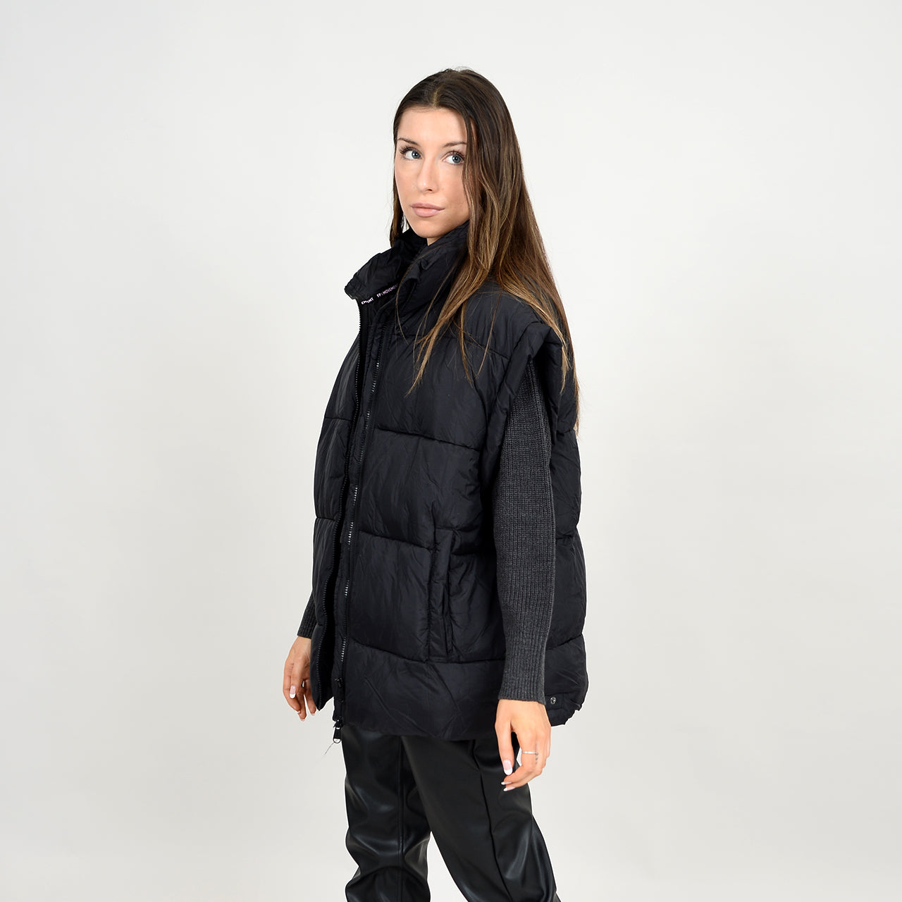 ASH PUFFER VEST