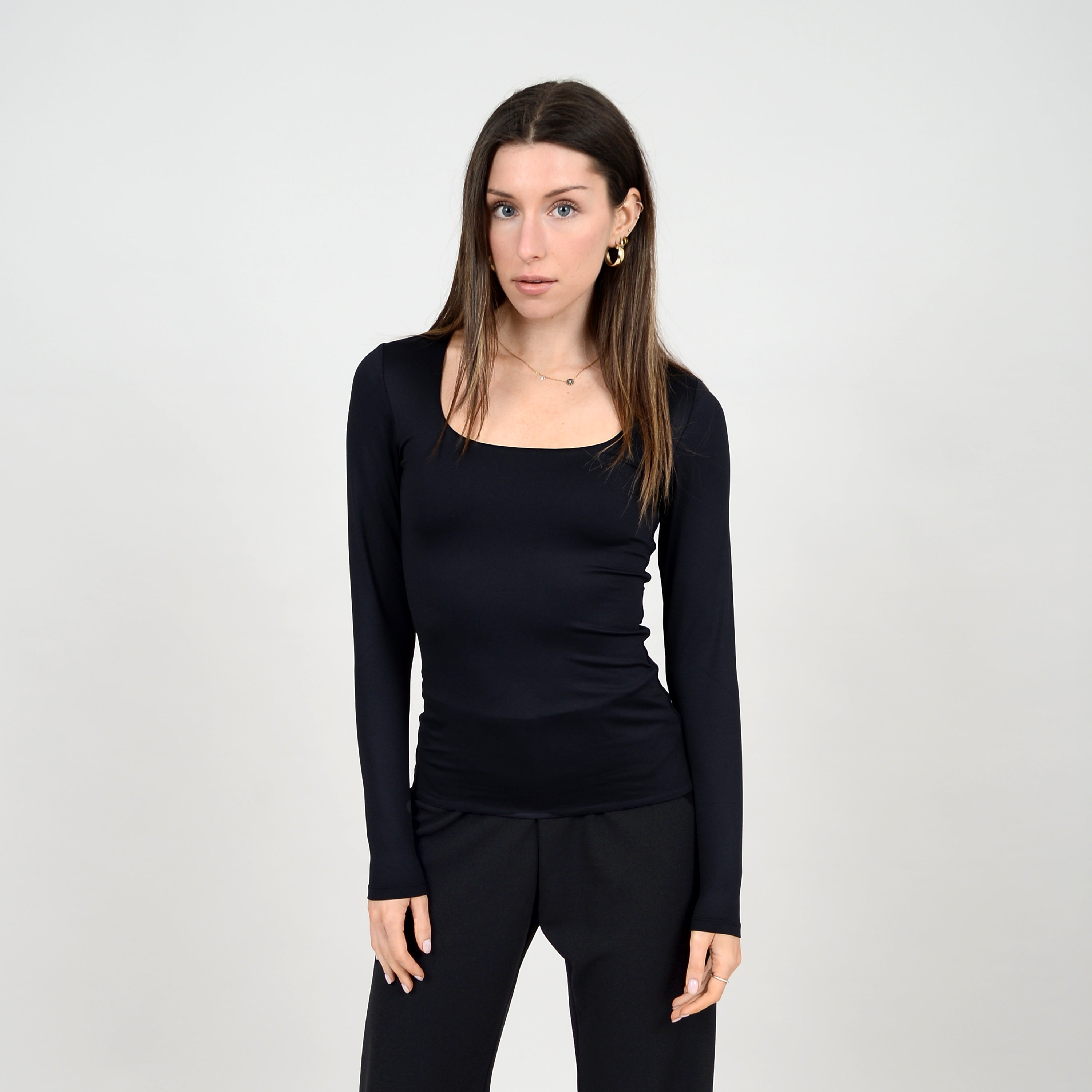 MARIANA UNECK LONG SLEEVE TEE - BLACK (SECOND SKIN)