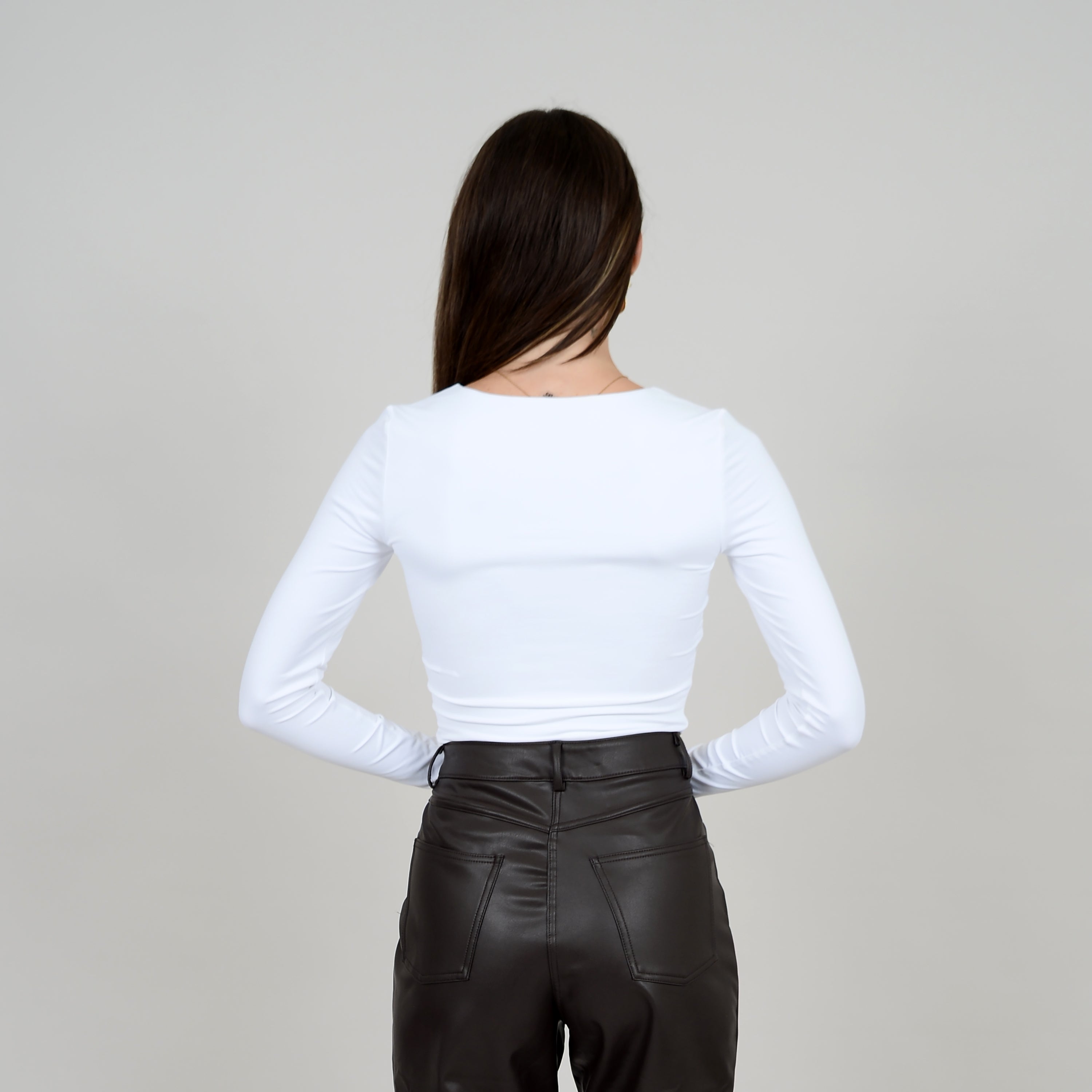 MARIANA UNECK LONG SLEEVE TEE - WHITE (SECOND SKIN)