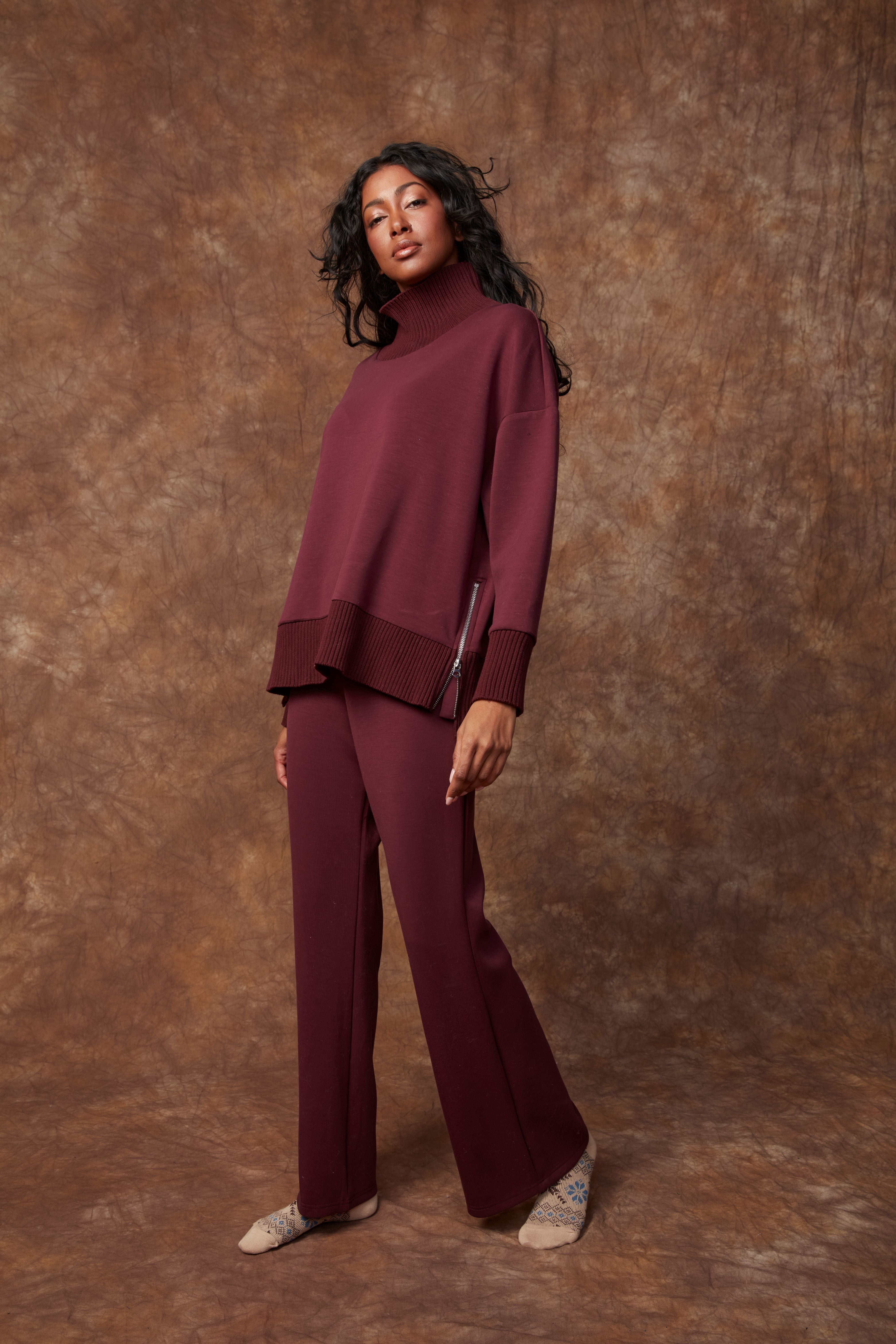 FLORINE SOFT KNIT FLARE PANTS - PRUNE