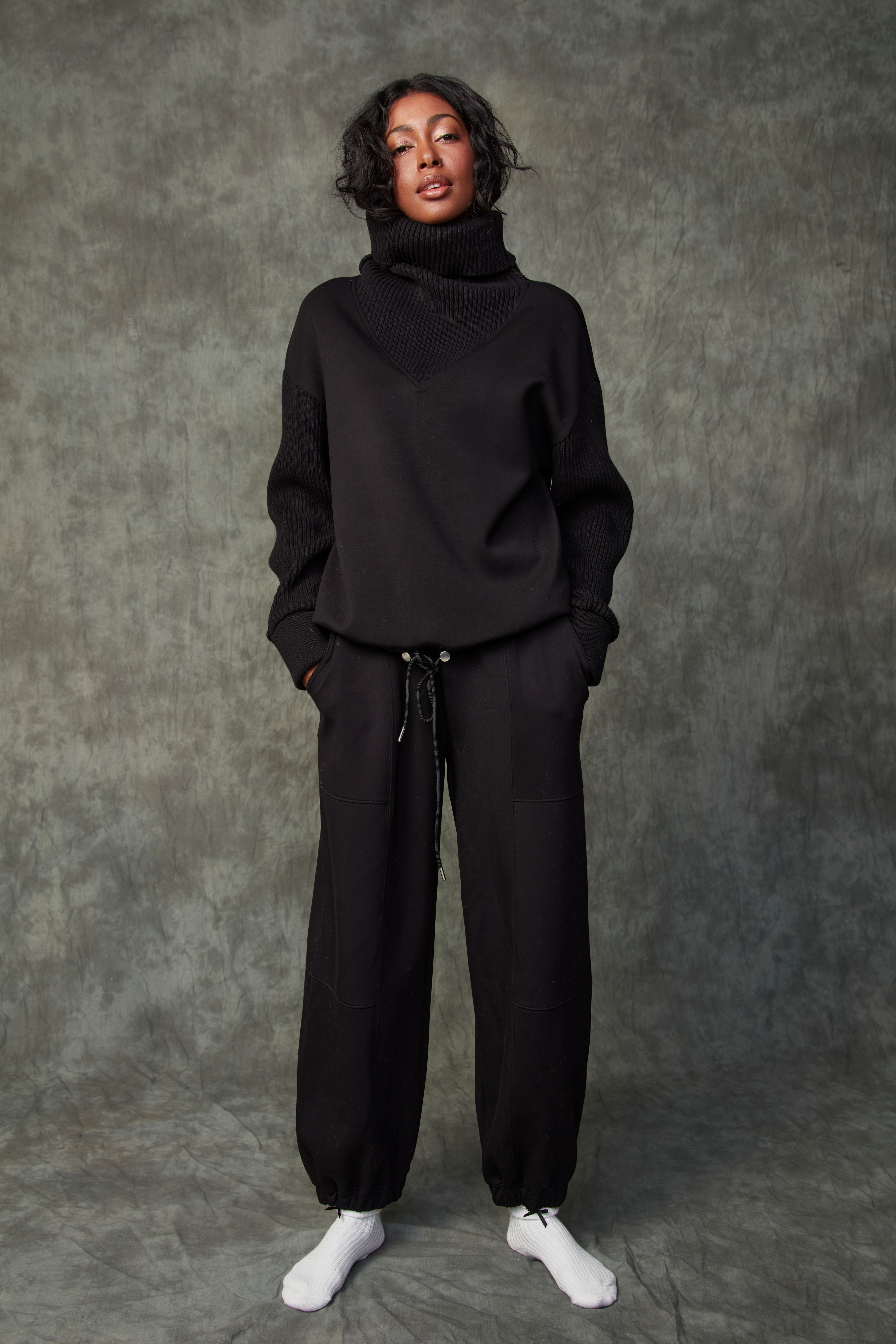 JAN SOFT KNIT BARREL PANT - BLACK