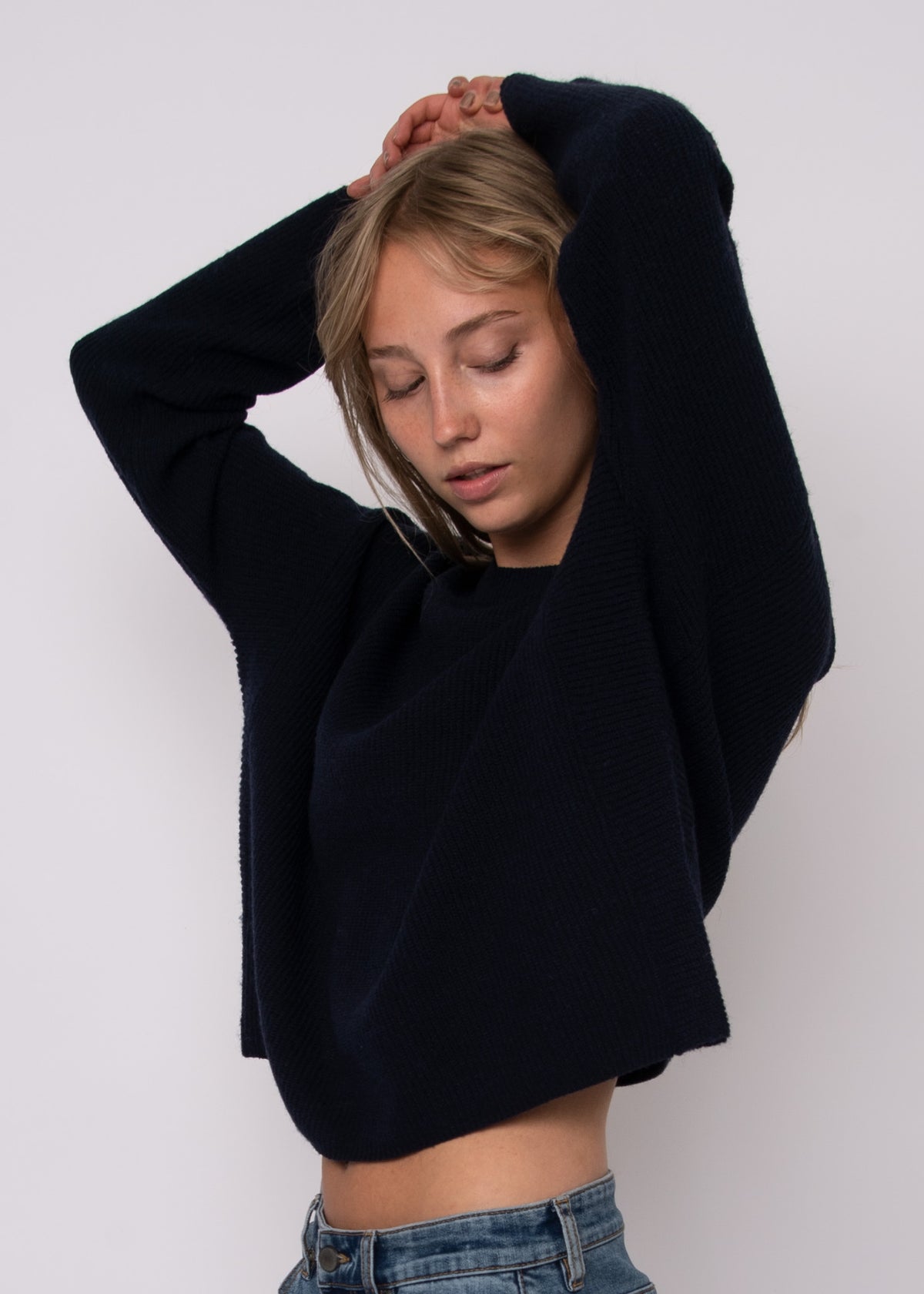 MAHEEN SWEATER - NAVY
