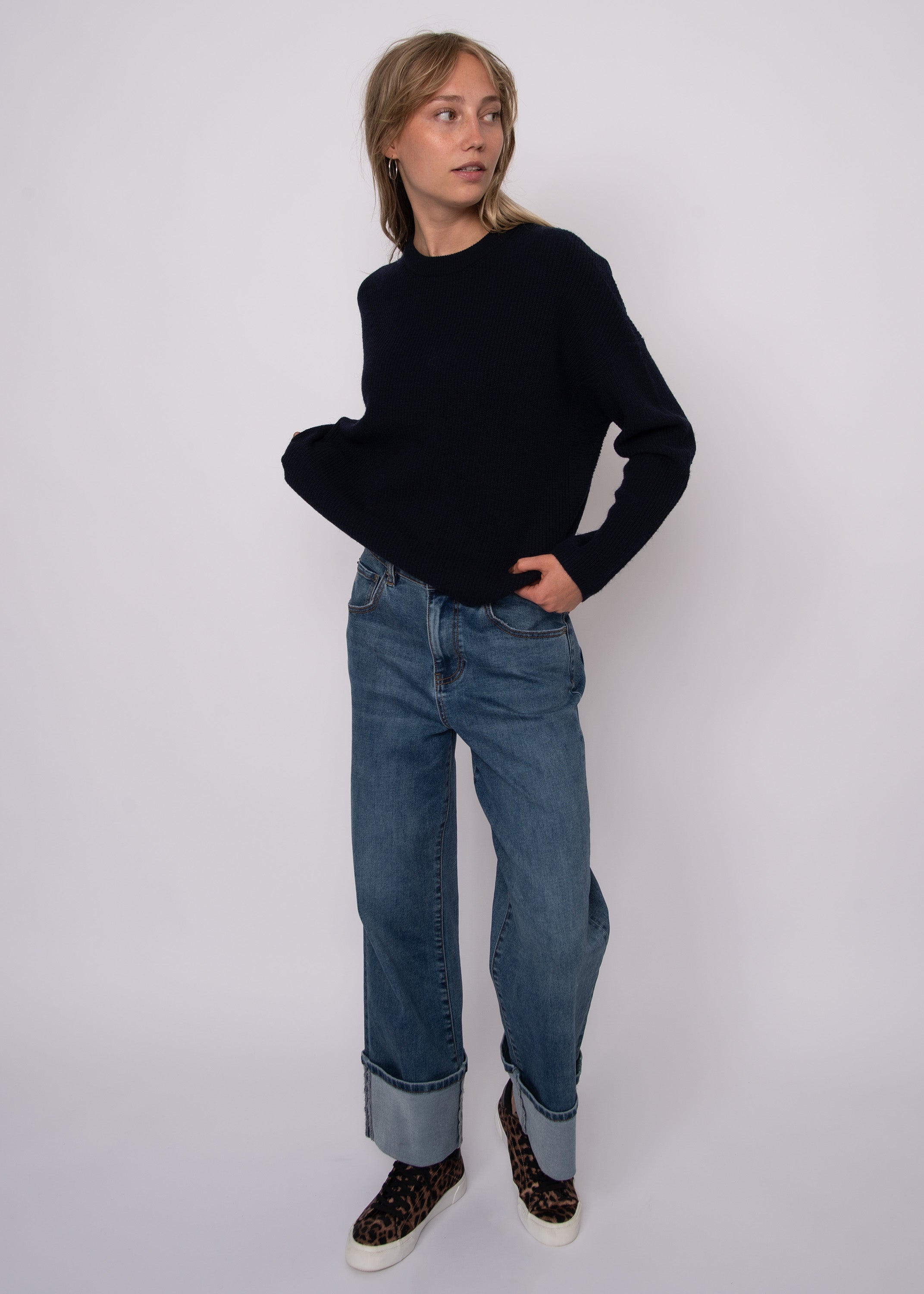 MAHEEN SWEATER - NAVY