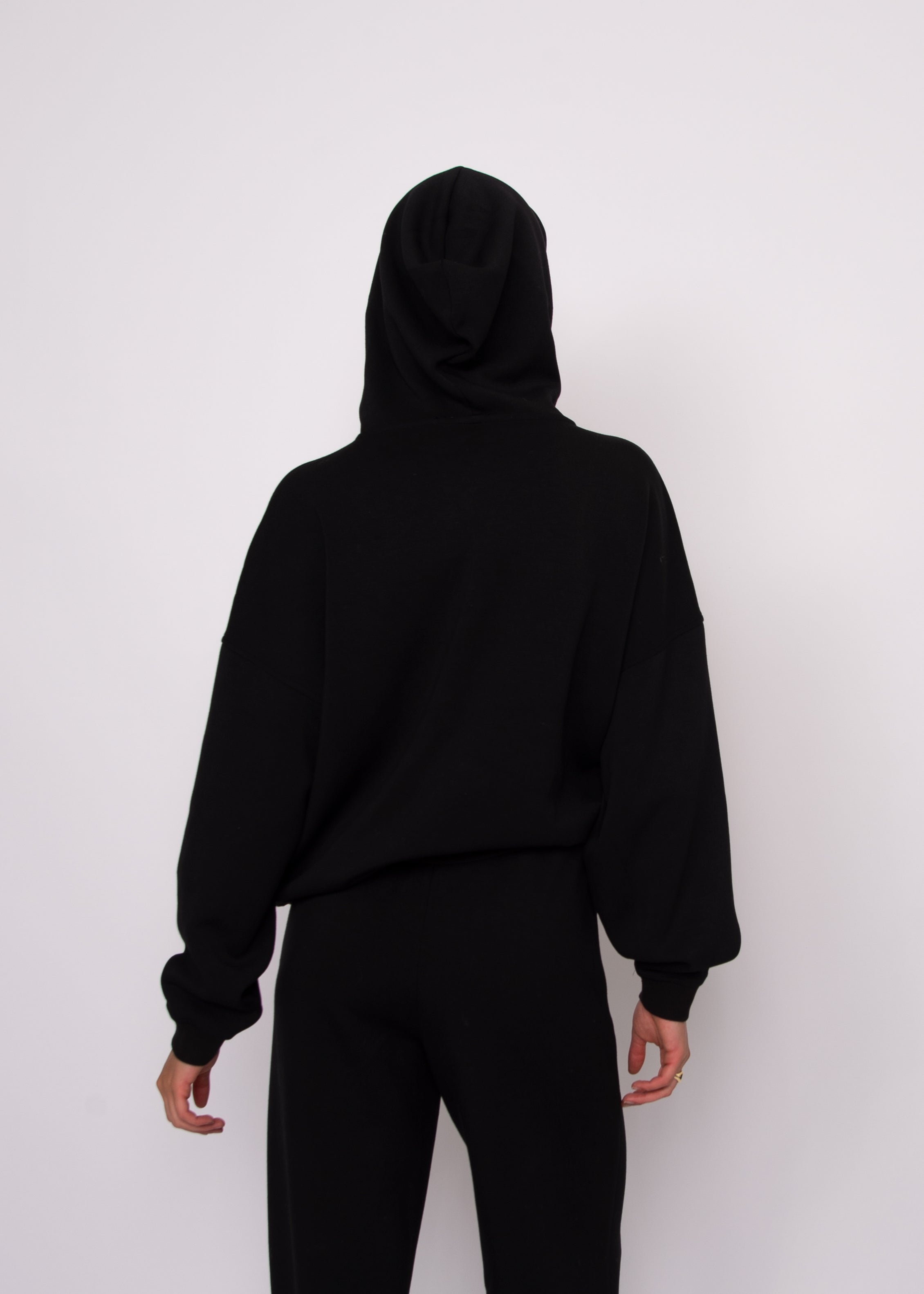 HALANA SOFT KNIT HOODIE - BLACK