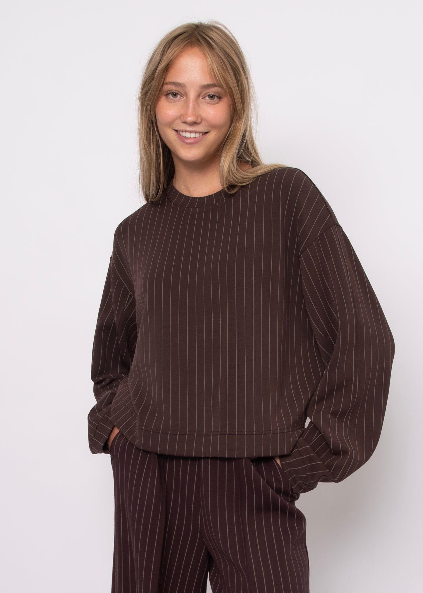 BEATRICE SWEATER