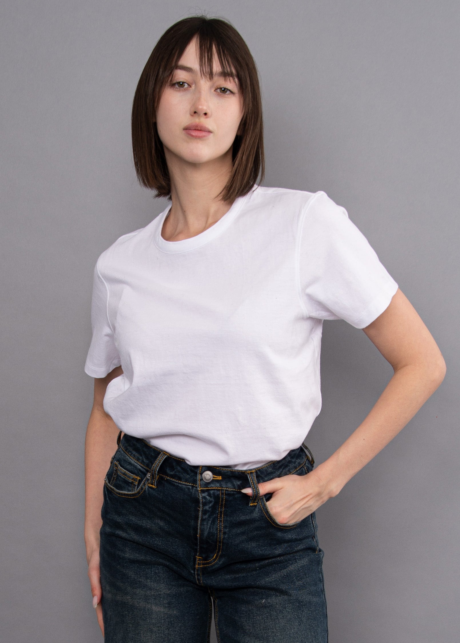 REGINA TEE - WHITE