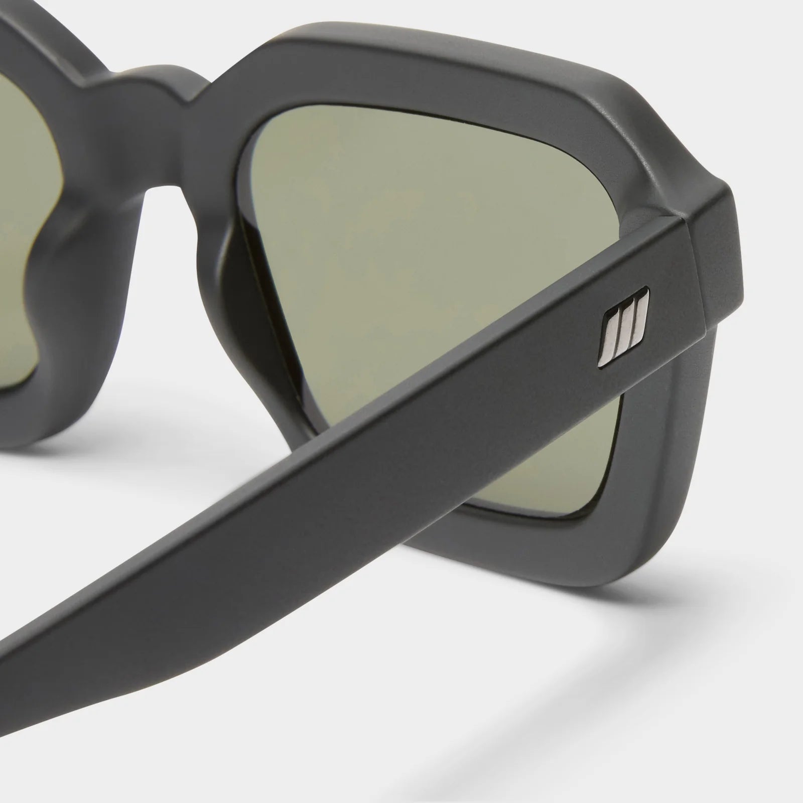 IMPOSSIBLE SUNGLASSES - MATTE BLACK