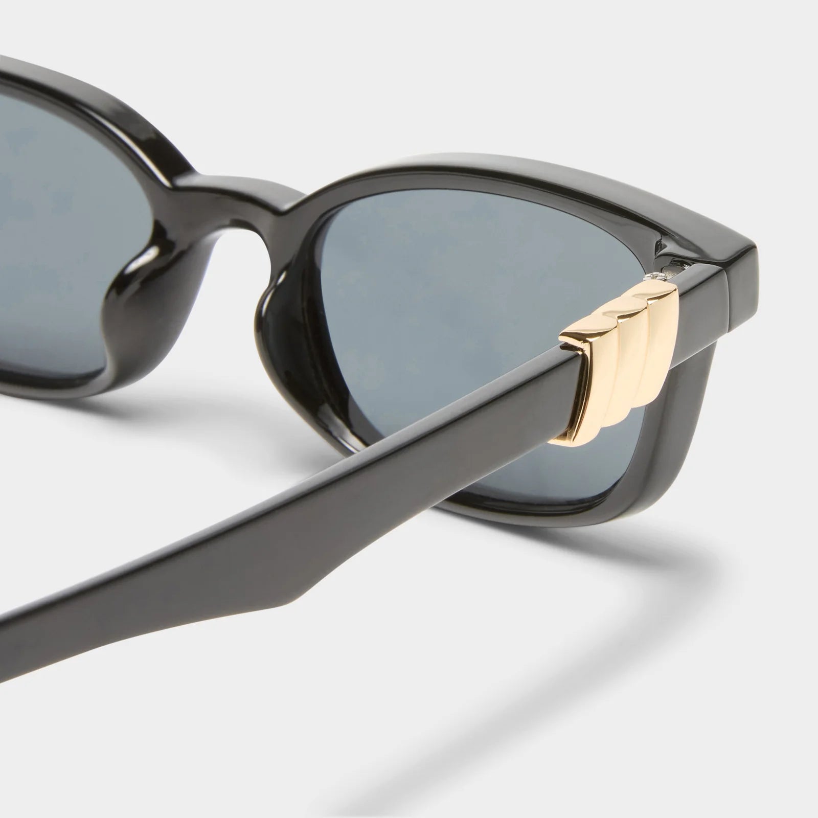 CONFIDENTIAL SUNGLASSES - BLACK