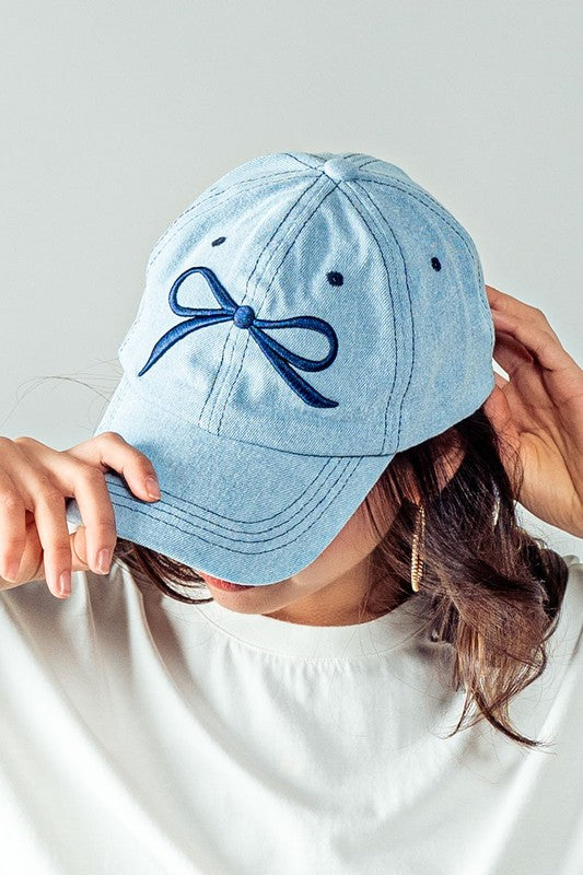 EMBROIDERED BOW CAP