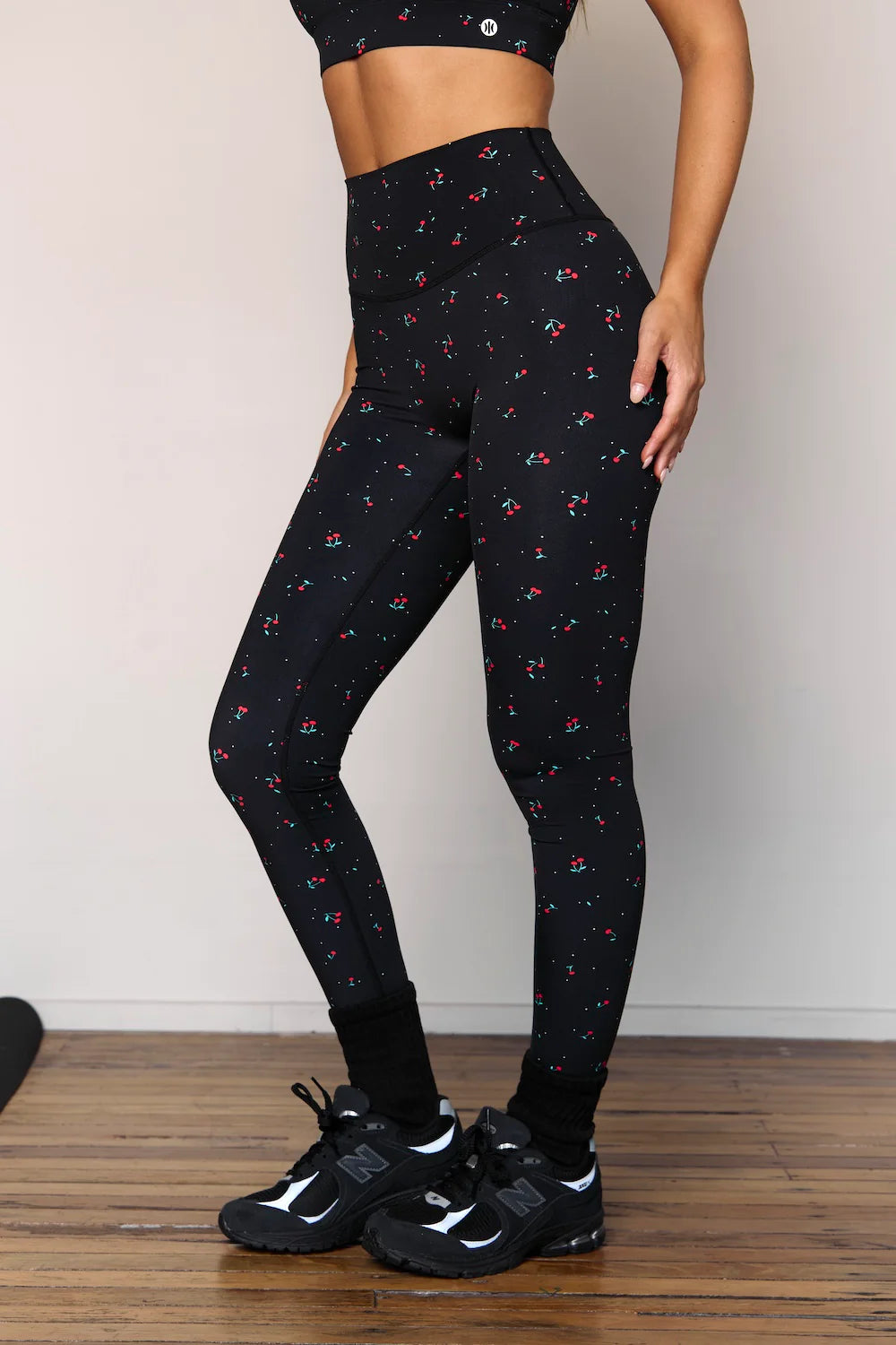 LUXE BLOSSOM FULL LENGTH LEGGING - BLACK CHERRY