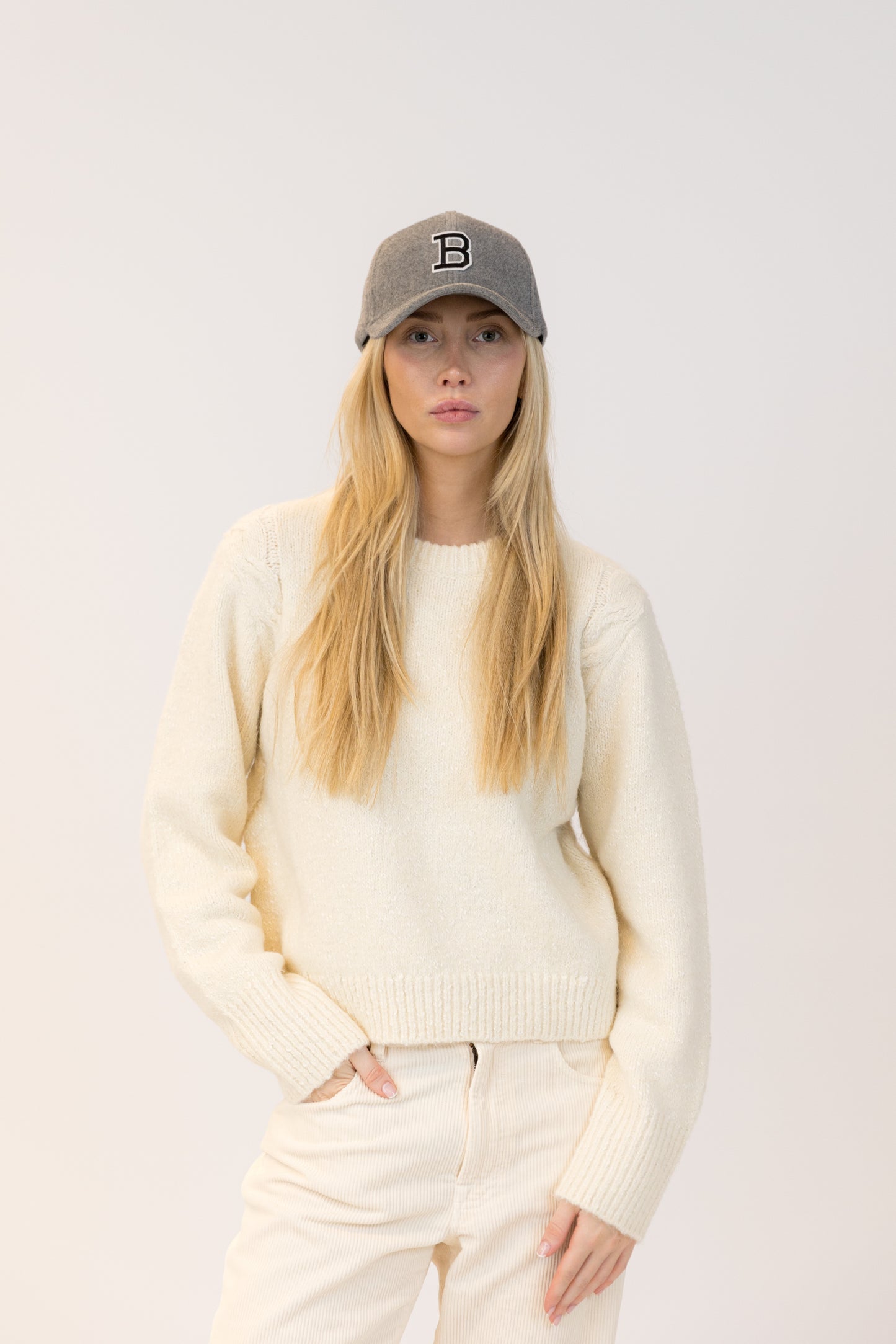 FELT BASEBALL HAT (VARIOUS LETTERS)