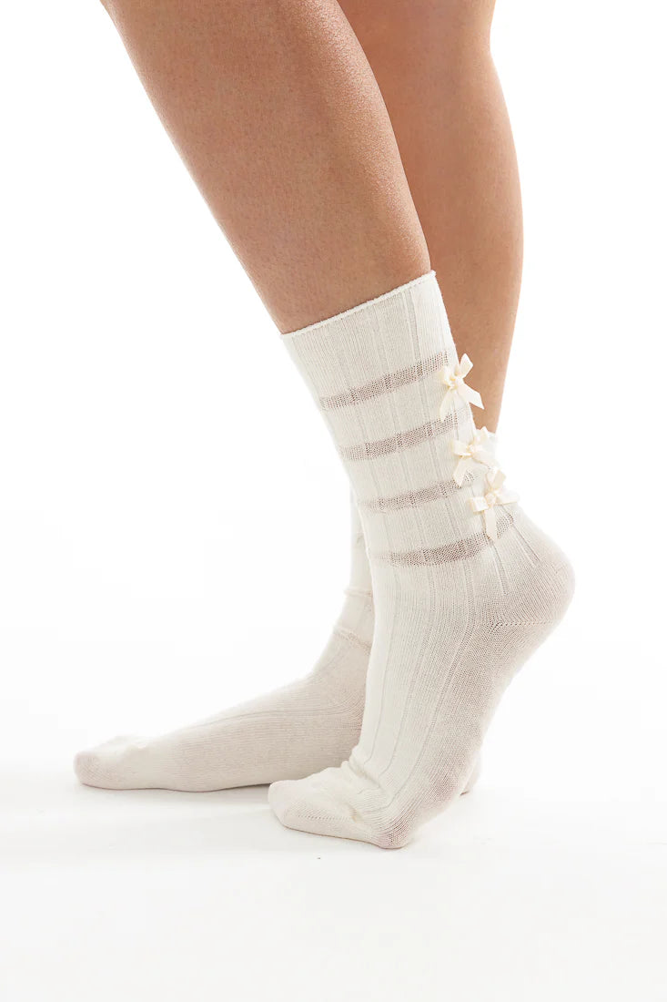 THREE TIER LIGHT SATIN RIBBON SOCKS (VARIOUS COLOURS)