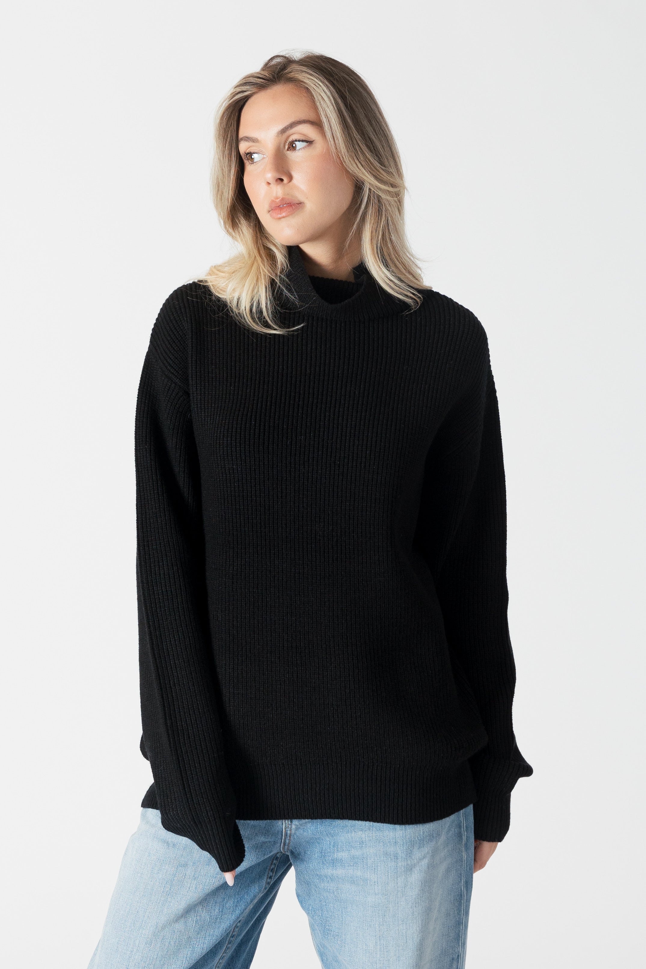 CHADWICK RIBBED MOCKNECK SWEATER - BLACK