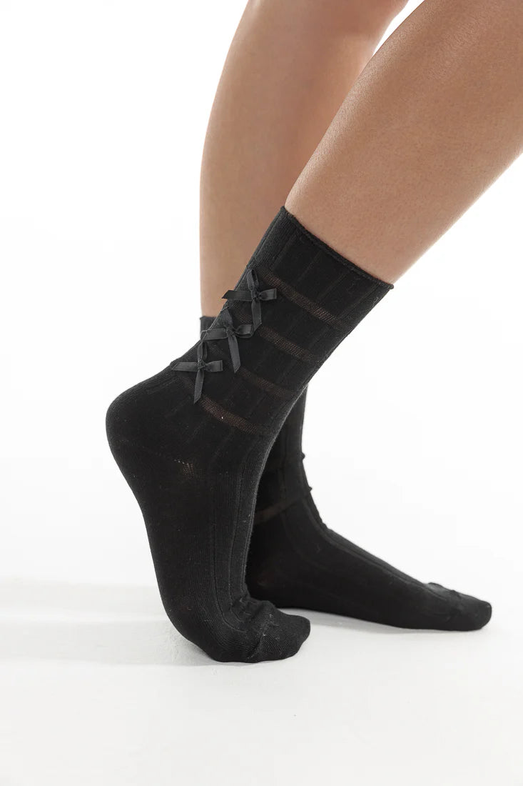 THREE TIER LIGHT SATIN RIBBON SOCKS (VARIOUS COLOURS)