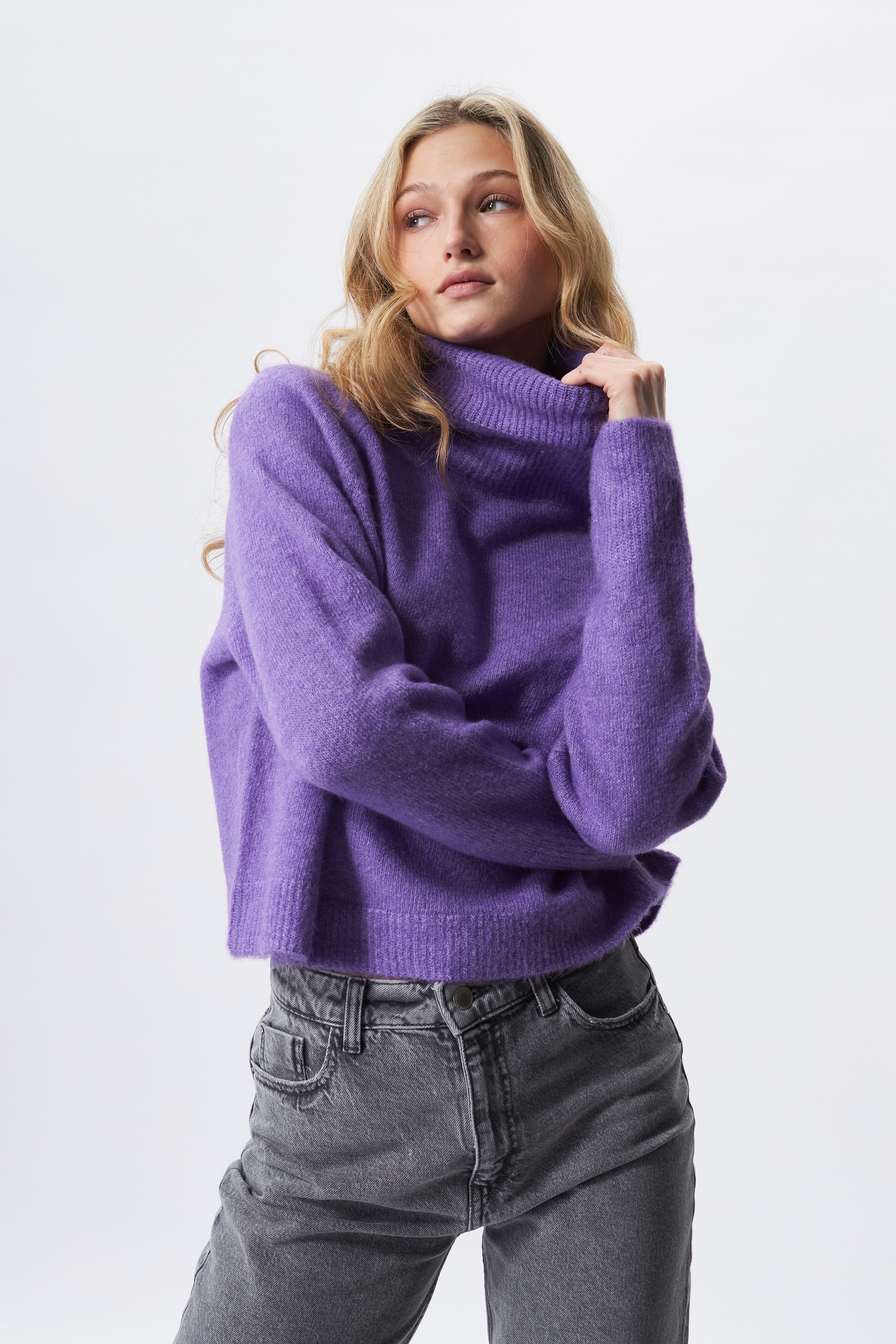 EMMETT SWEATER - ROYAL IRIS