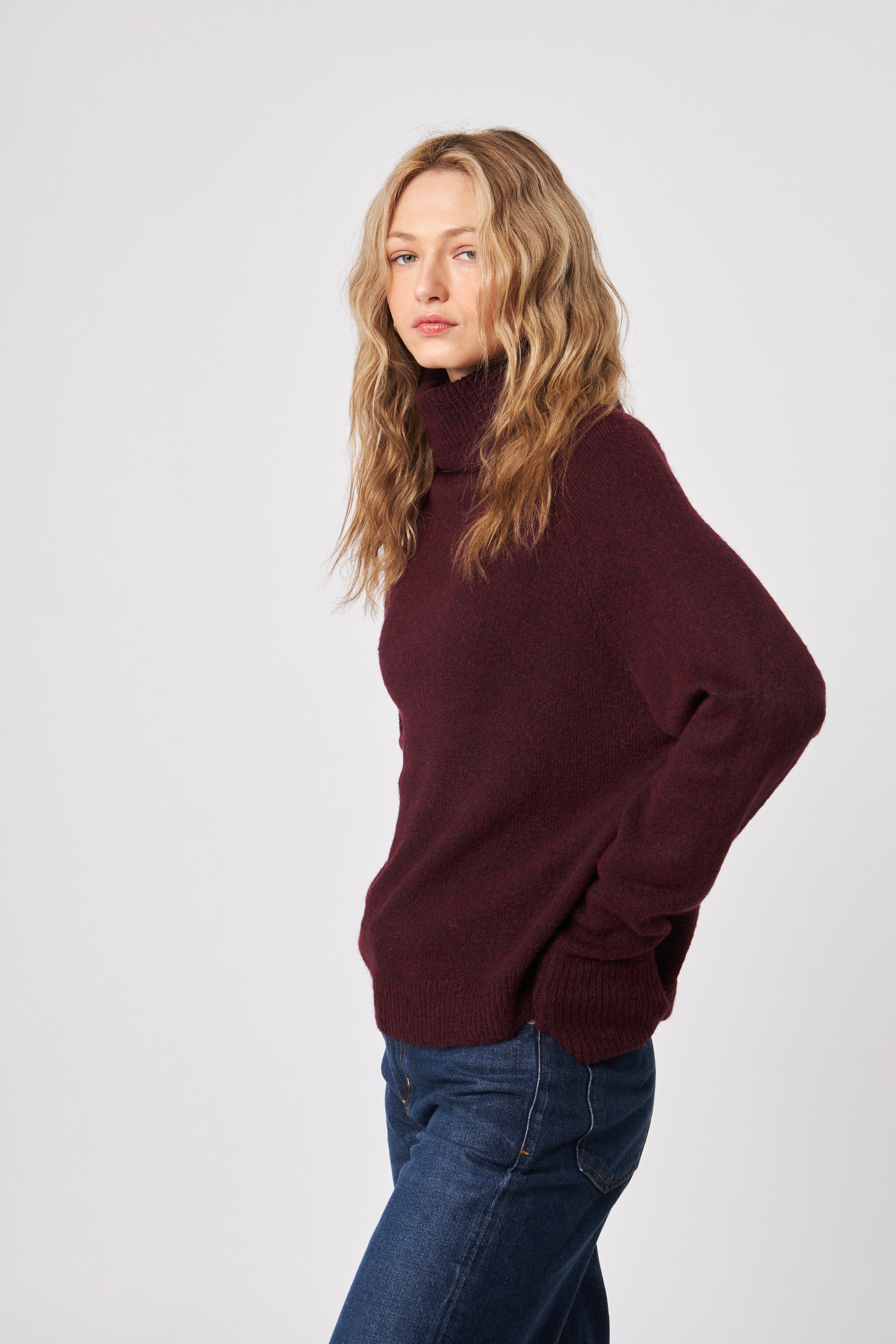 EMMETT SWEATER - MERLOT