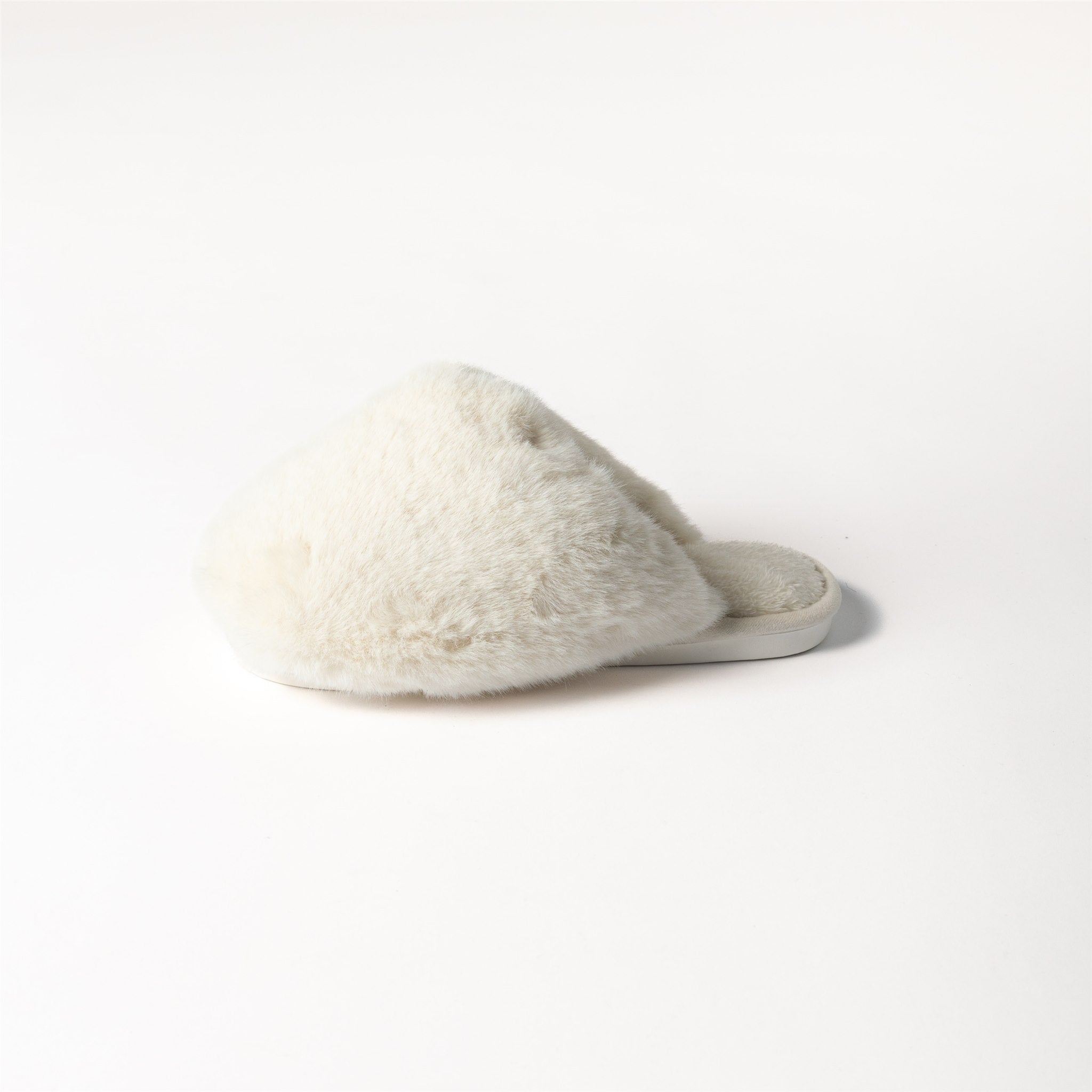 FAUX FURRY SLIDE - WHITE