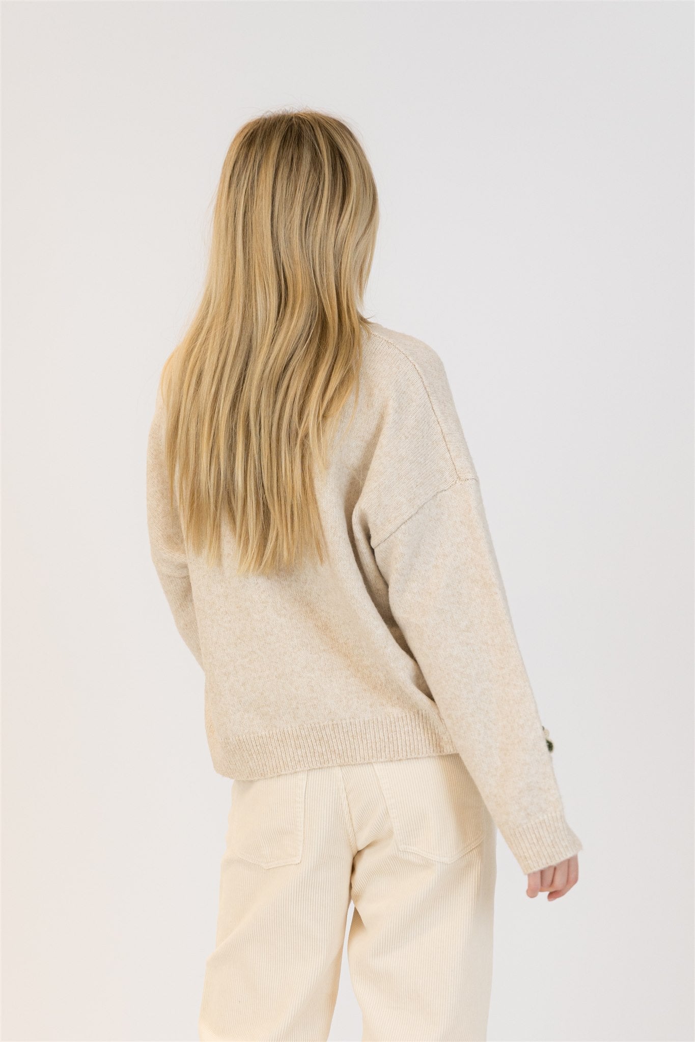 HOLLY FLOWER SWEATER