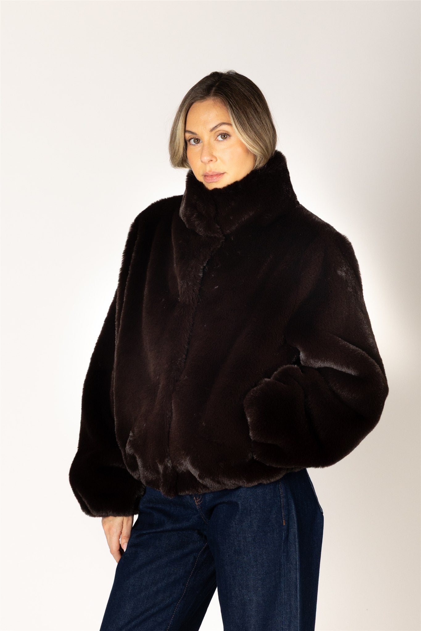 KENDRA FAUX FUR SHORT COAT - BROWN