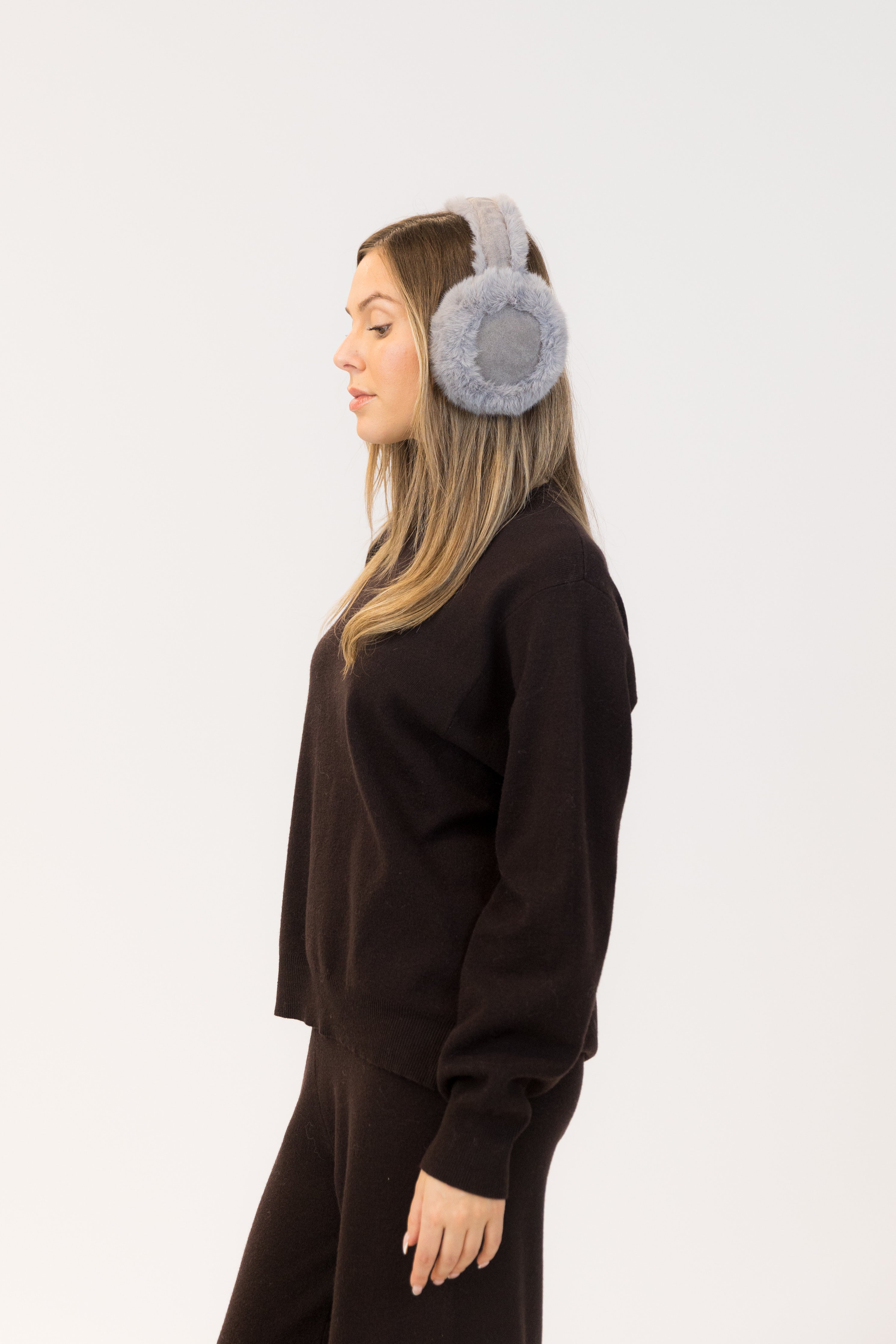 EARMUFFS (VARIOUS COLOURS)
