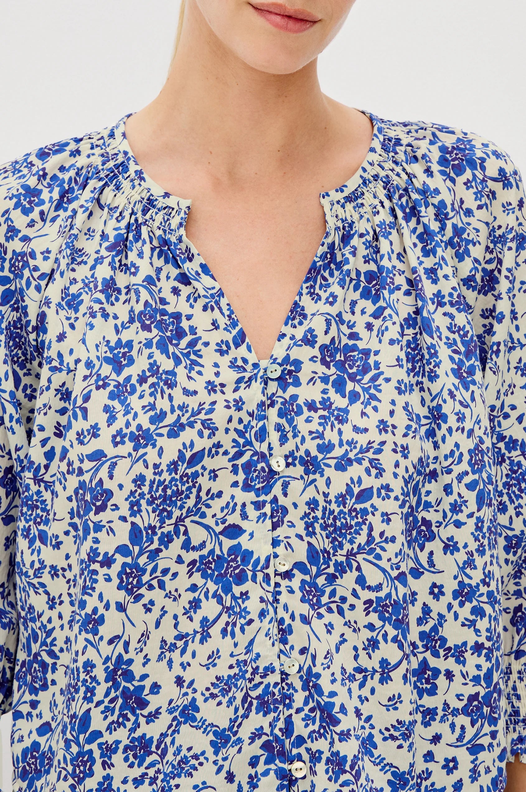 MARIAH TOP - BLUE MARGUERITE