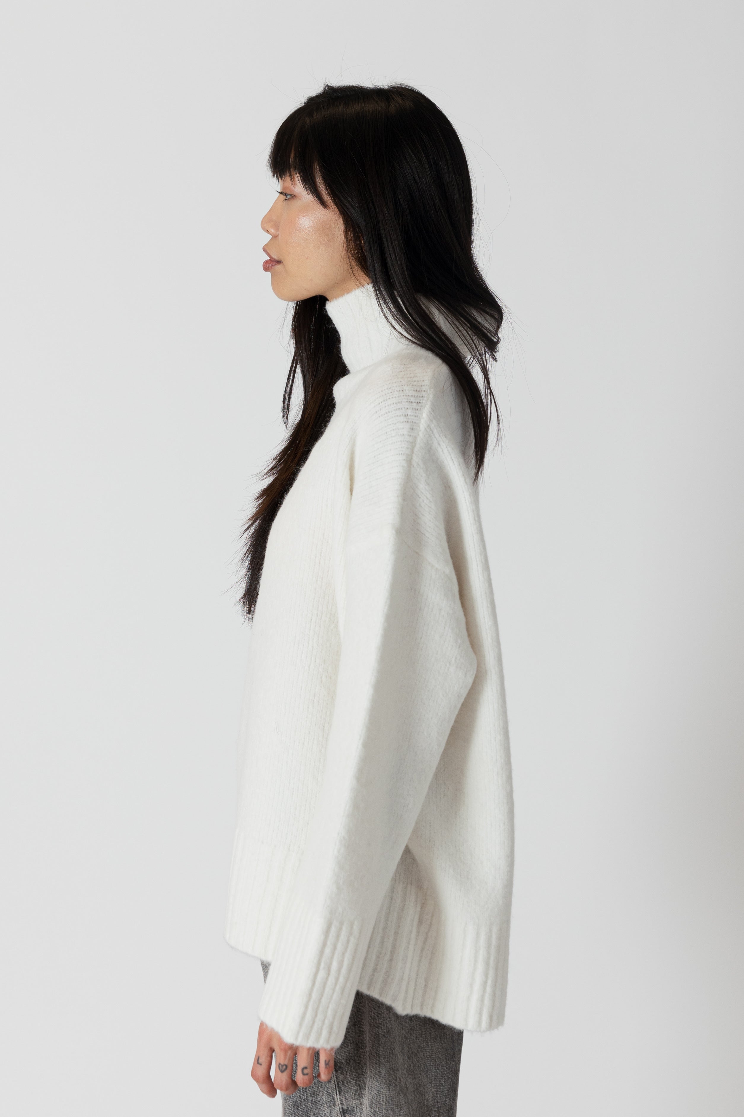 OLIVER LUXE MOCKNECK SWEATER