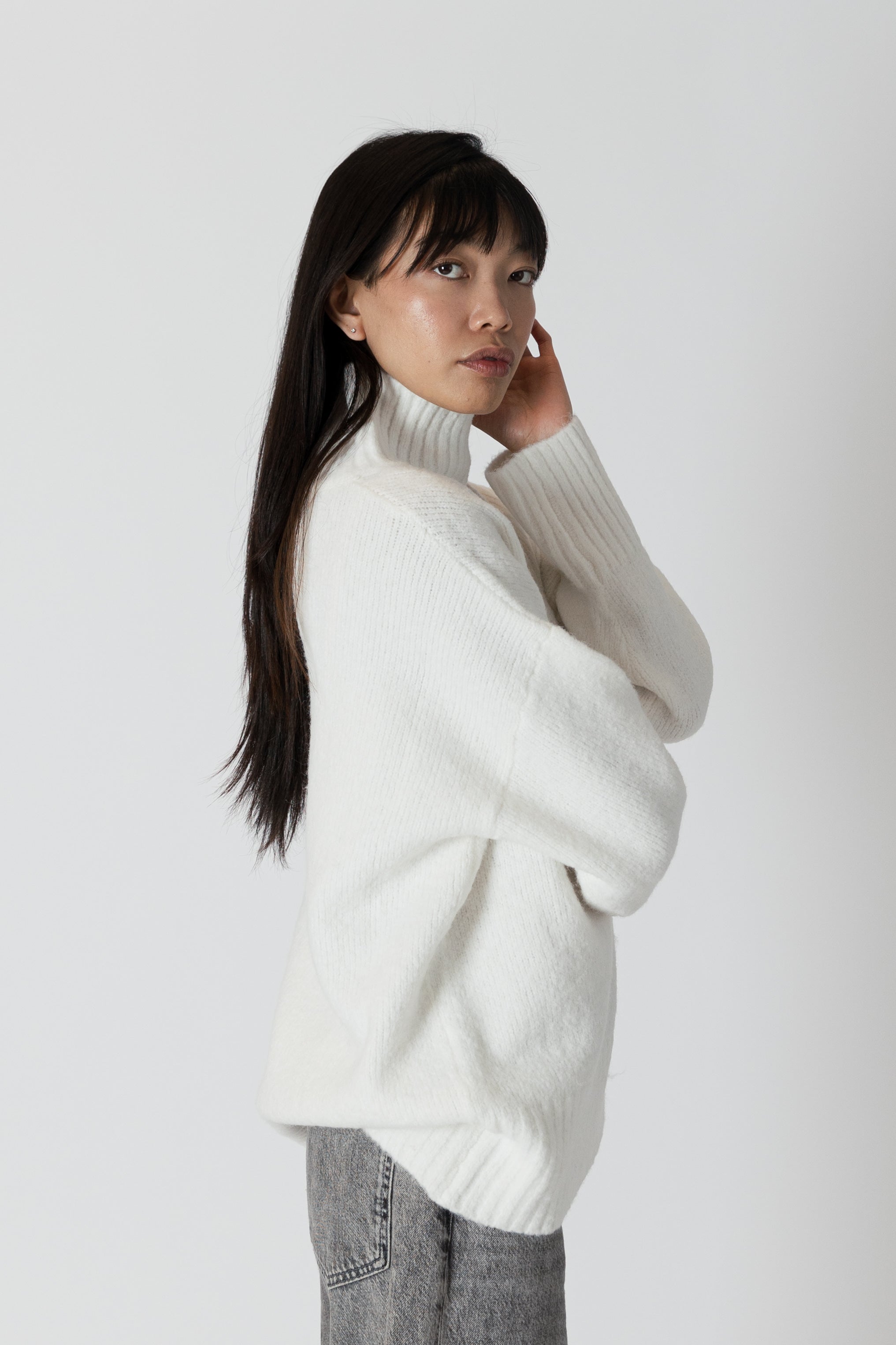 OLIVER LUXE MOCKNECK SWEATER