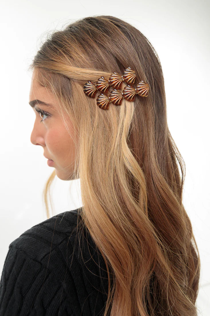 SEA SHELL HAIR PIN (VARIOUS COLOURS)