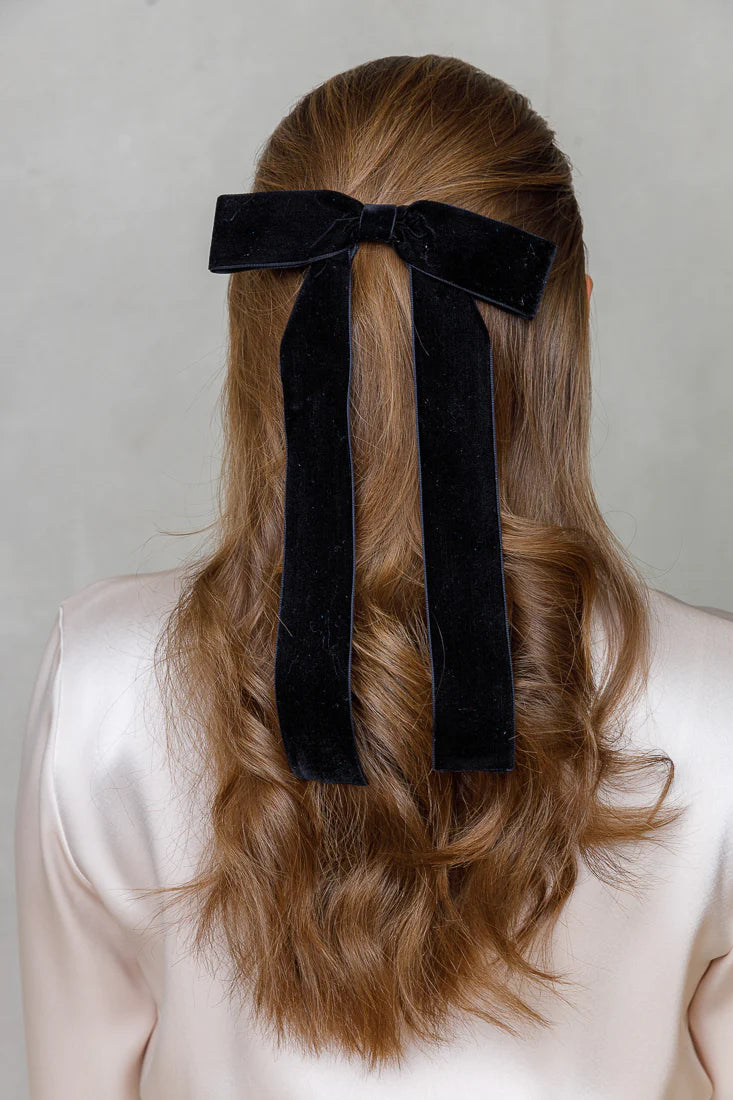 LONG VELVET BOW