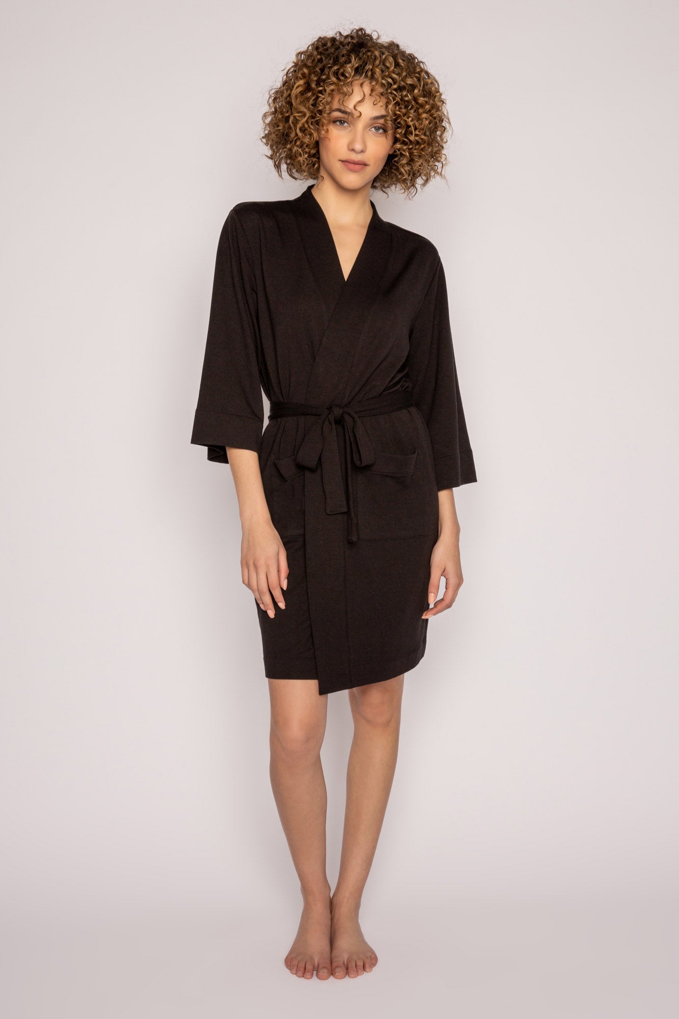 JAMMIE ESSENTIALS - ROBE (BLACK)