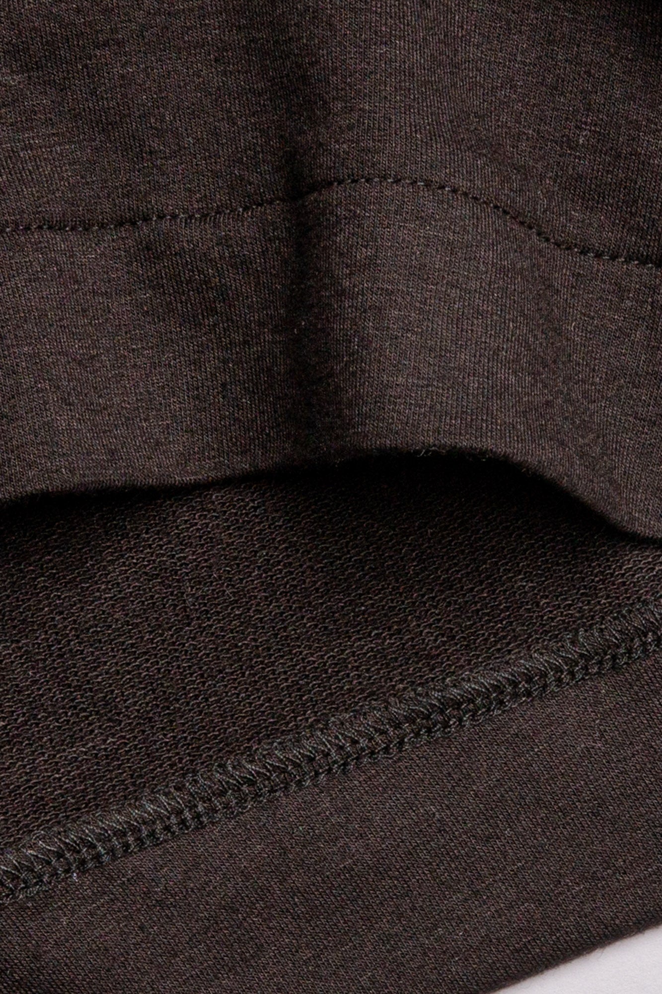 JAMMIE ESSENTIALS - ROBE (BLACK)