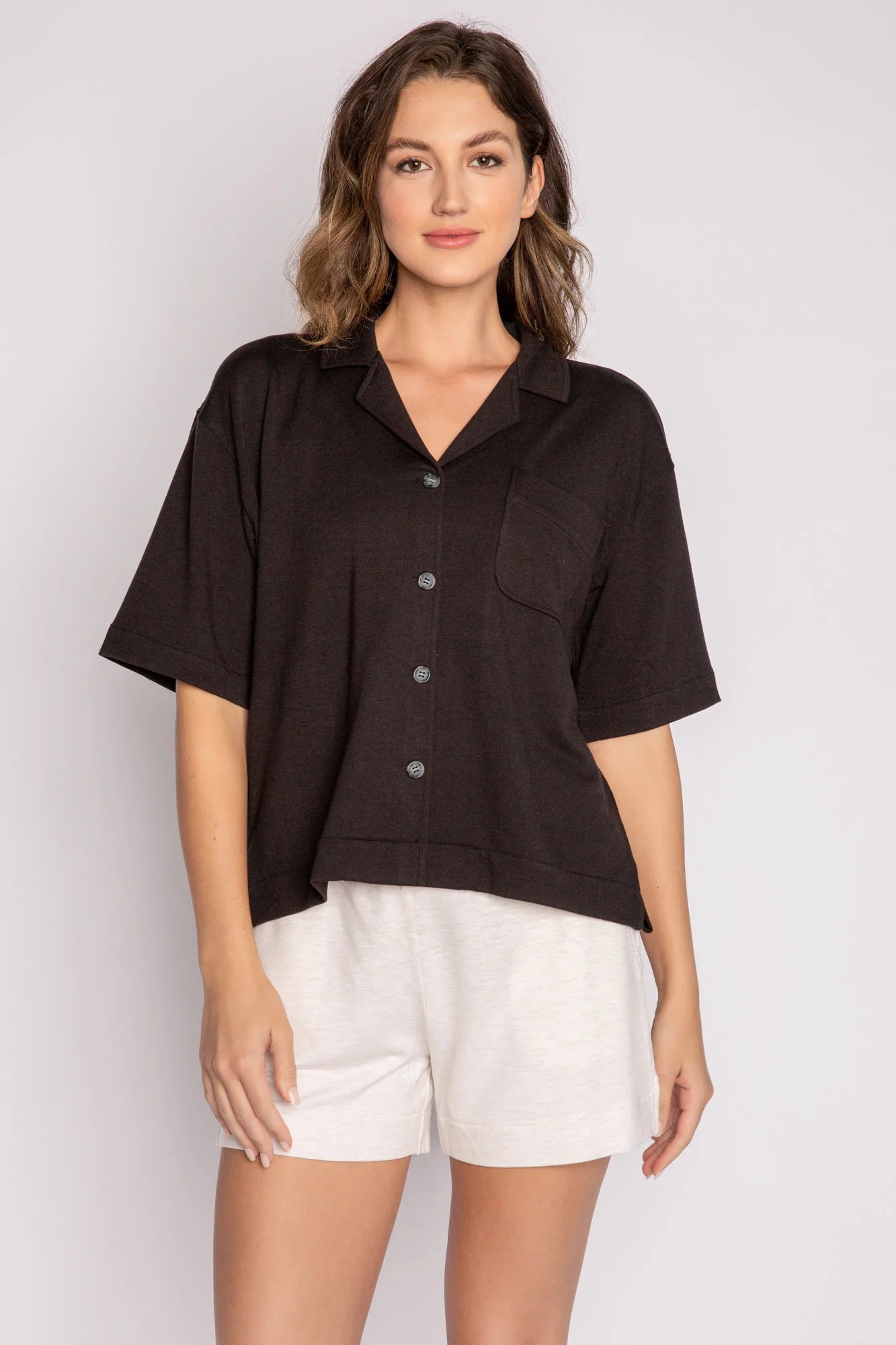 JAMMIE ESSENTIALS - TOP (BLACK)