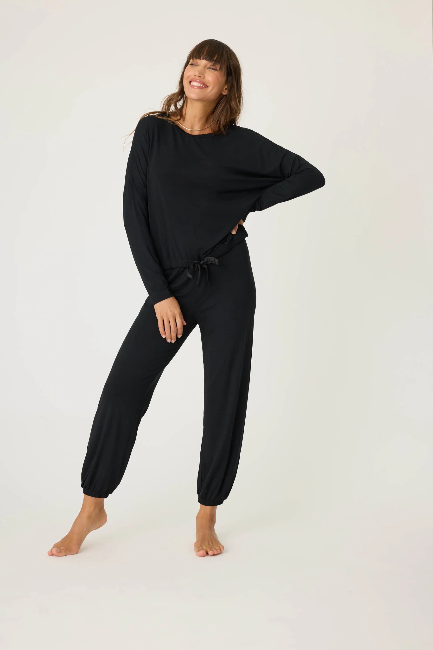MODAL LOUNGE SET